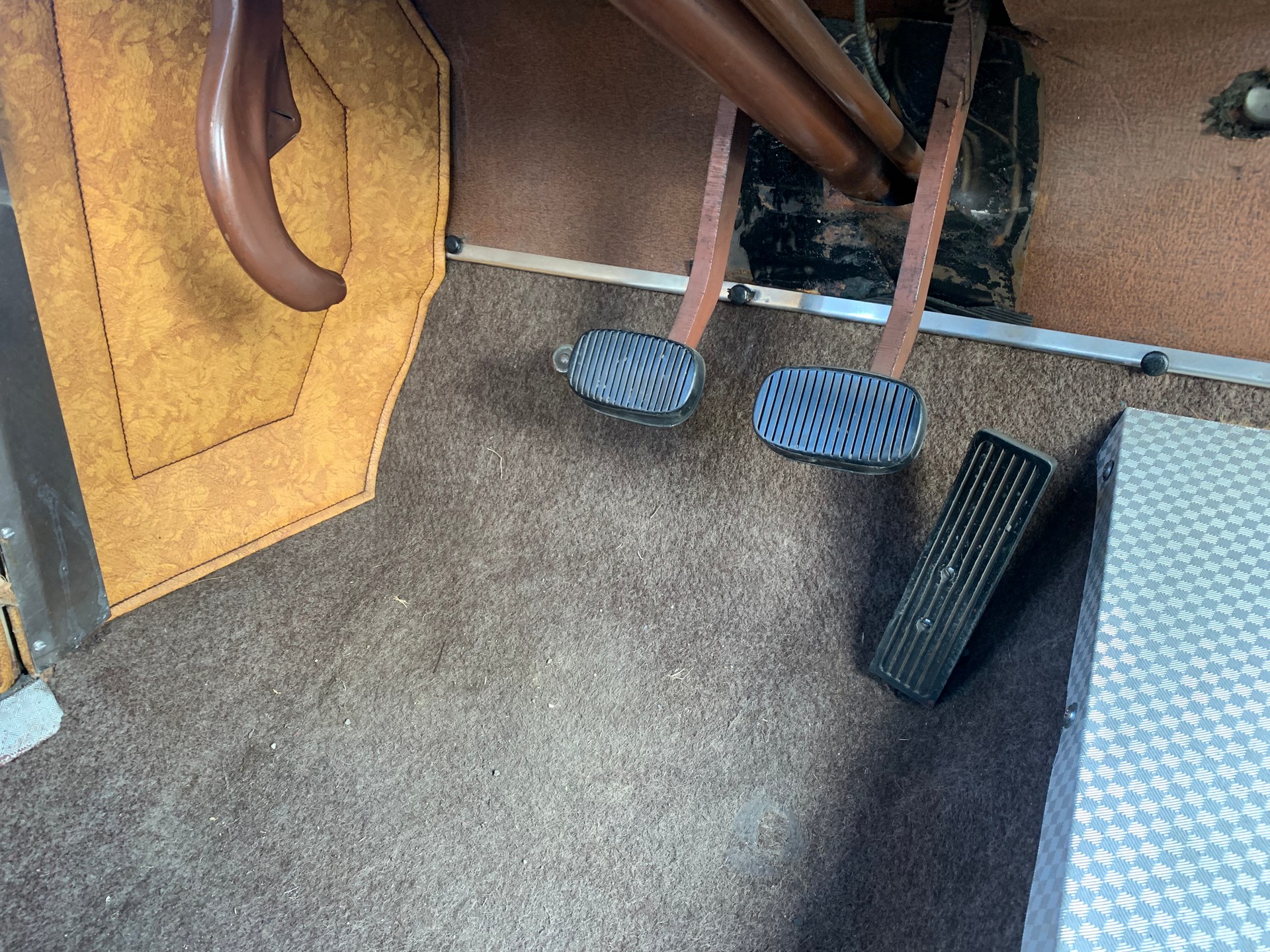 This 1948 Playboy Convertible Features A Retractable Hardtop And Is Rarer Than Some Supercars