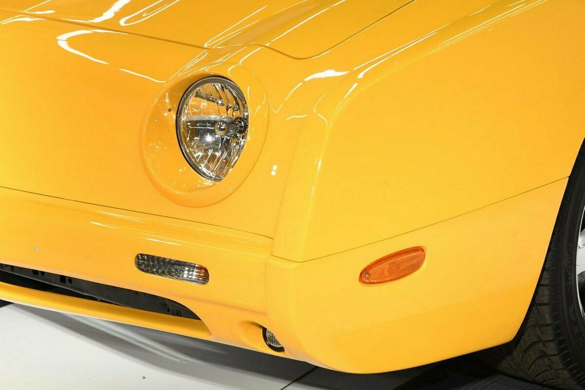 The 2005 Avanti Is A Forgotten Mustang-Based Convertible That Could Be Yours