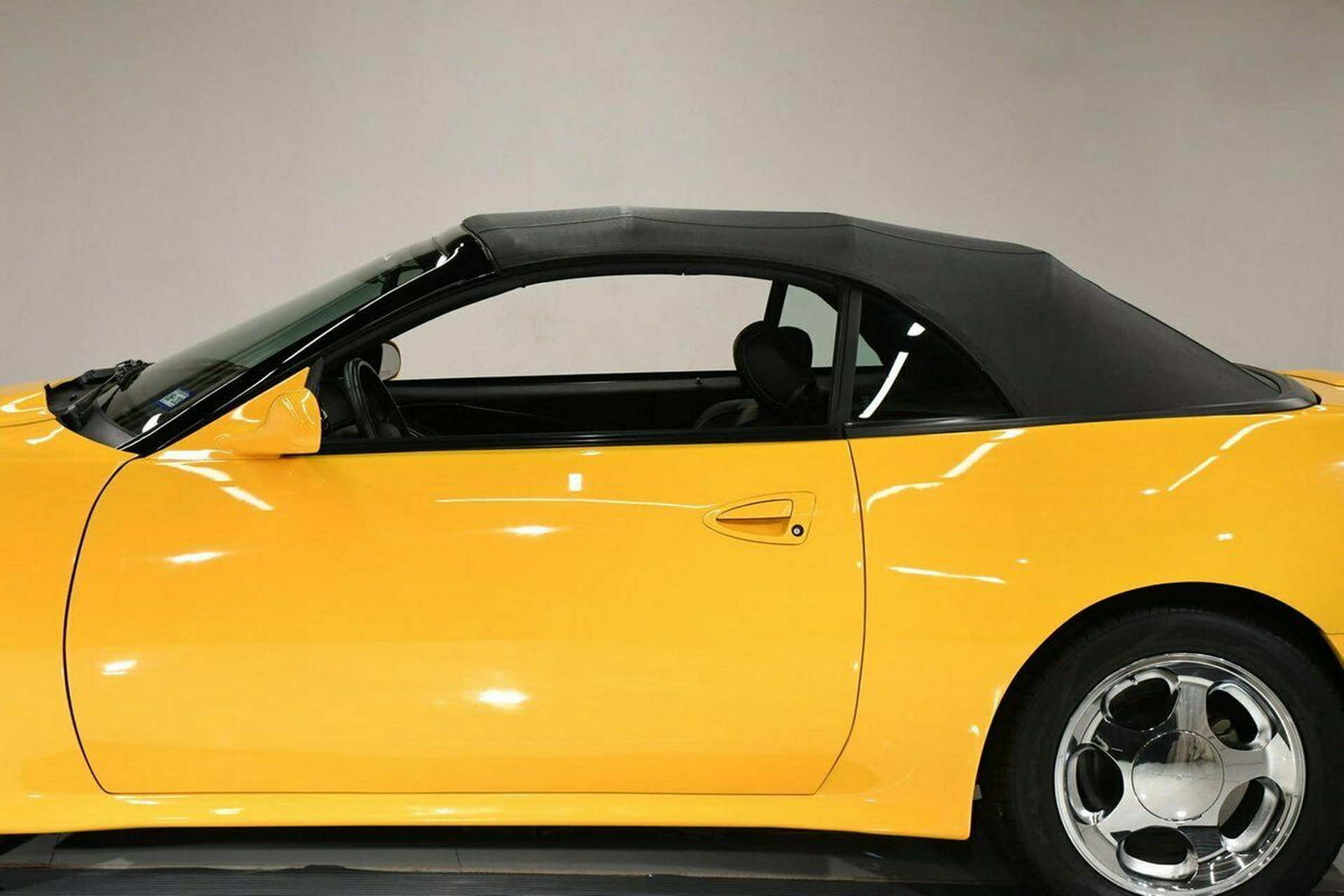 The 2005 Avanti Is A Forgotten Mustang-Based Convertible That Could Be Yours