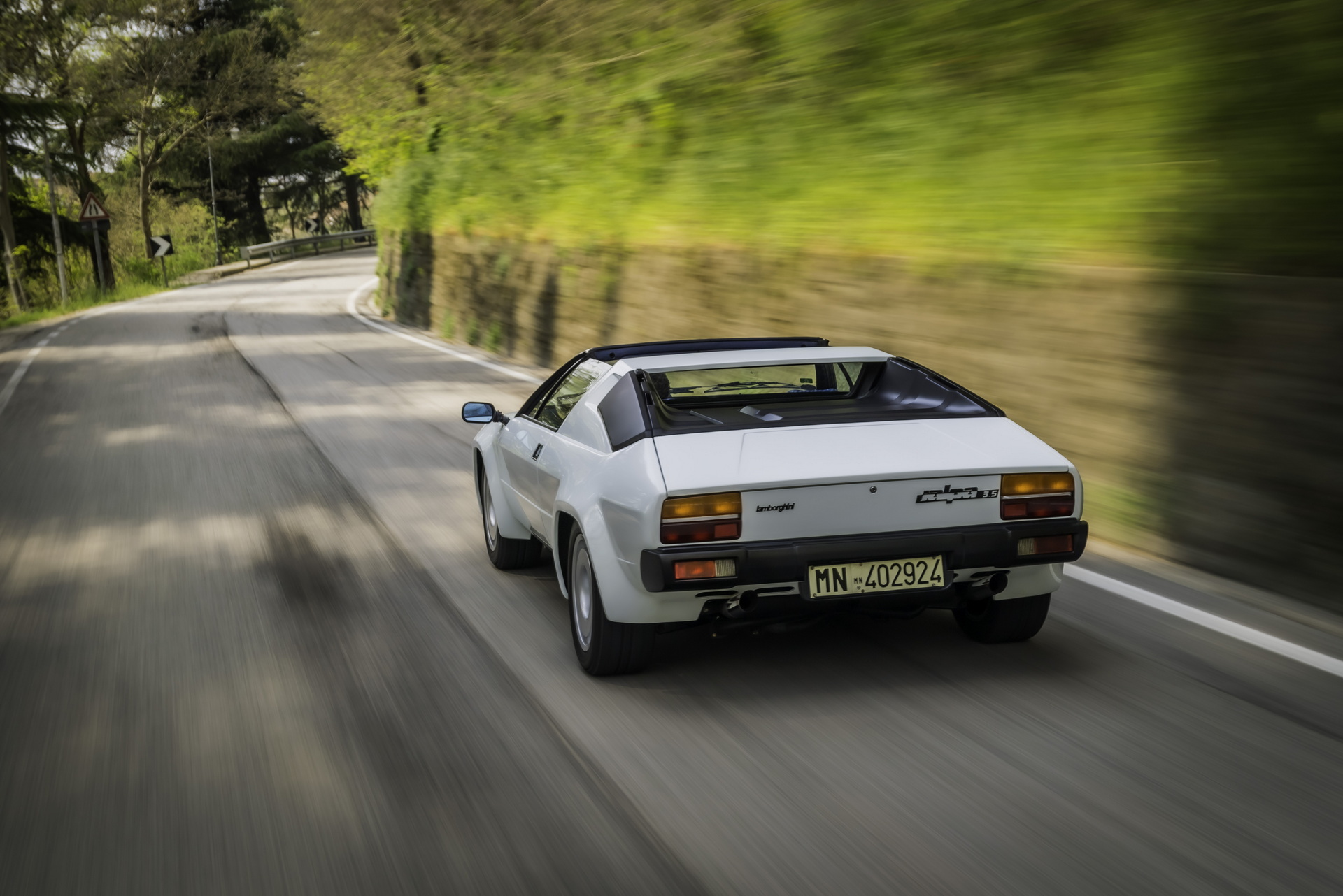 The 1980s Jalpa Was Lamborghini’s Last V8-Powered Sports Car
