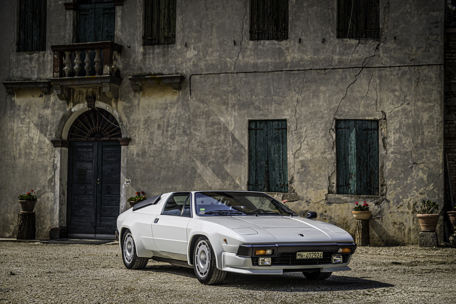 The 1980s Jalpa Was Lamborghini’s Last V8-Powered Sports Car