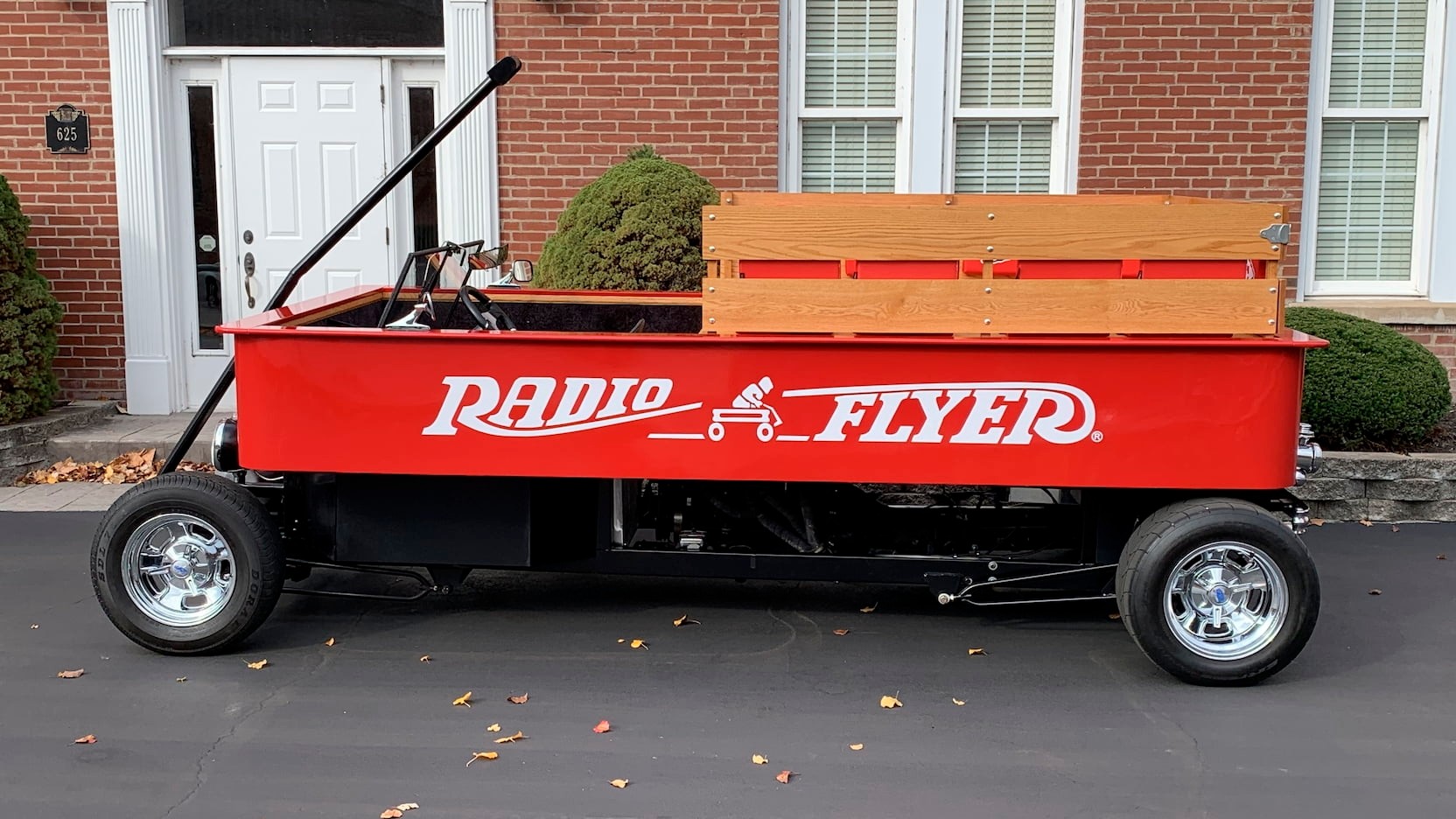 This V8-Powered Radio Flyer Wagon Is For Adults Who Never Grew Up