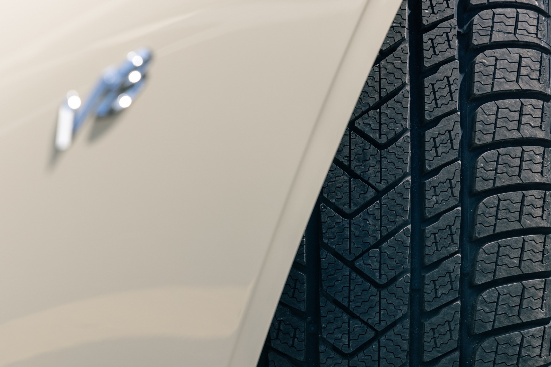 Bentley Wants You To Go Dashing Through The Snow With Their New Winter Wheels Package