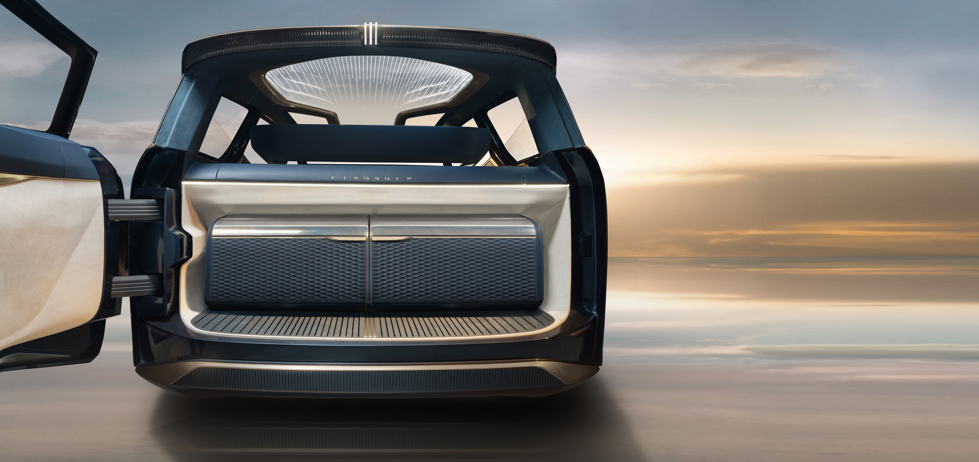 Buick GL8 Flagship Takes The Luxury Minivan Concept To The Next Level In China