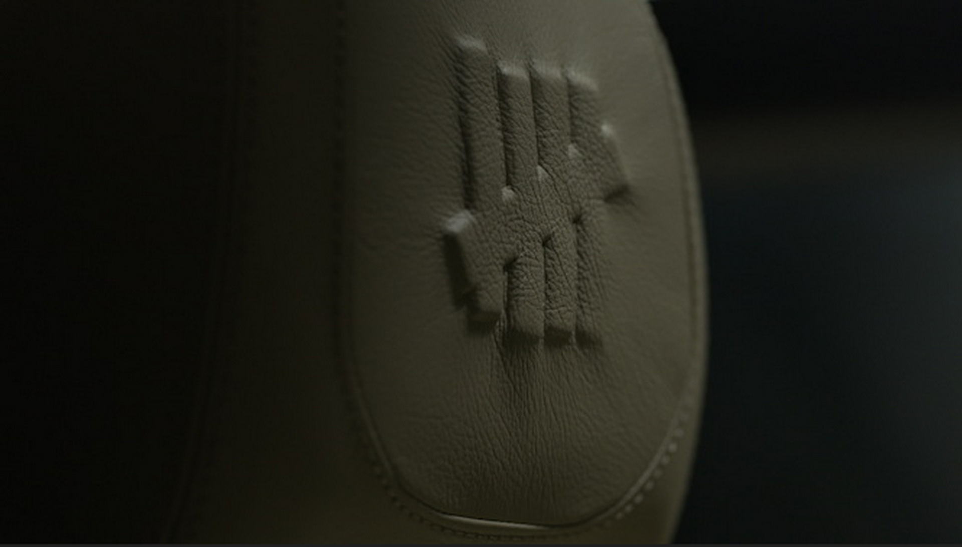 Galpin Shows Off Retro-Inspired 2022 Land Rover Defenders At LA Auto Show