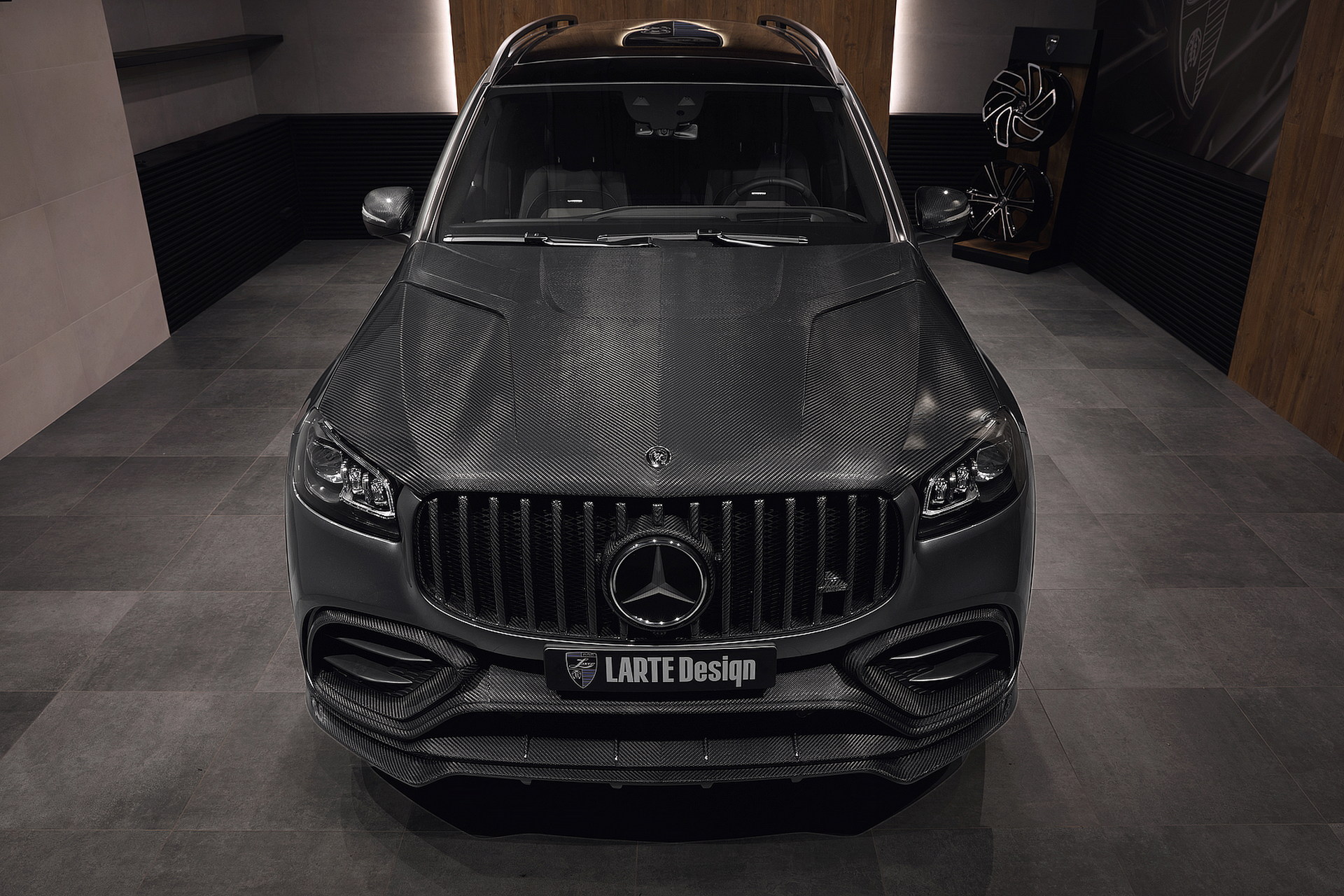 Larte Design’s Mercedes-AMG GLS 63 Is Lathered In Carbon Fiber