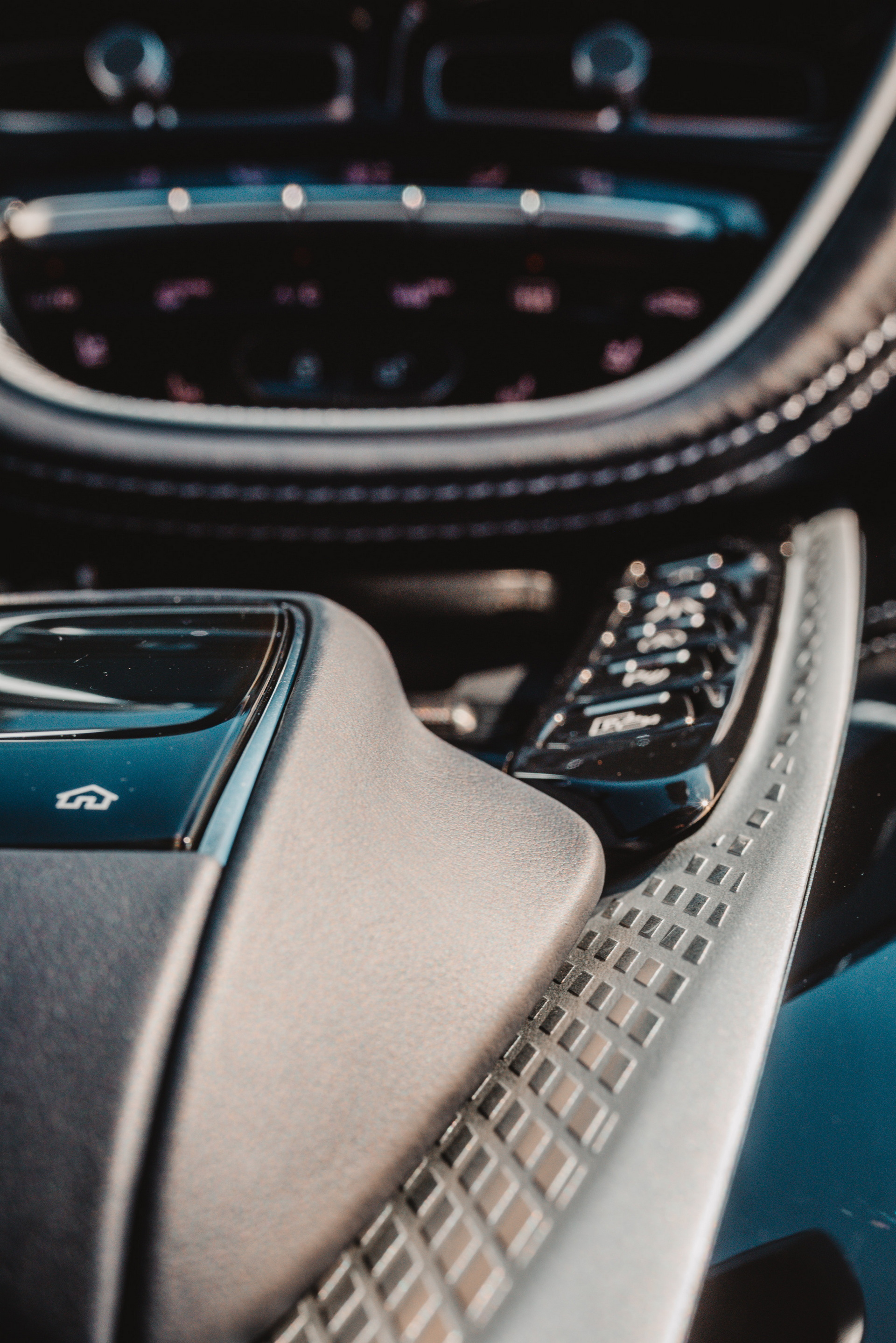 Aston Martin Toronto Unveils Bespoke DBX By Q Inspired By The Great Lakes