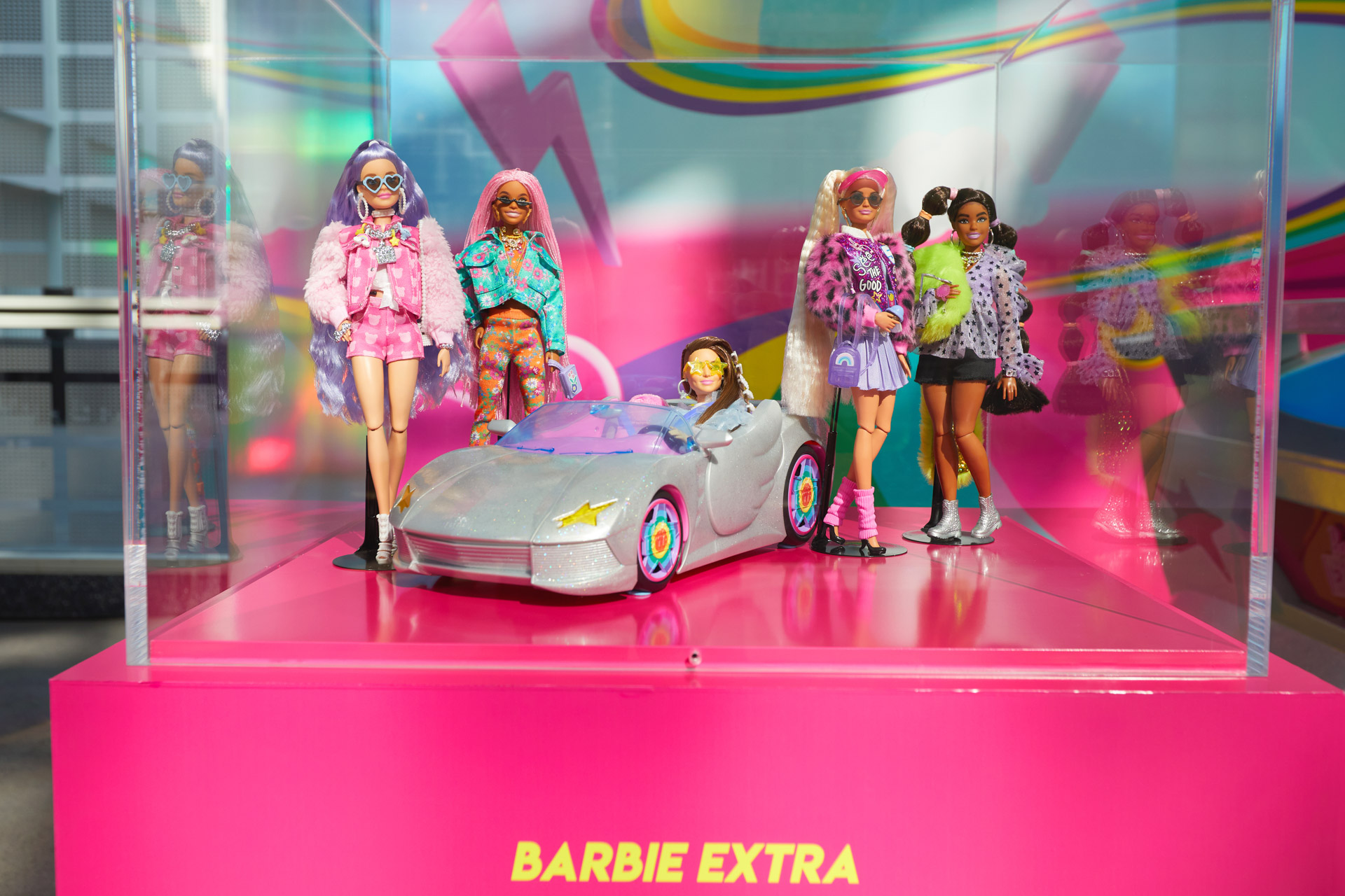 snor Stof canvas Life-Size Barbie Car for L.A. Show Is A Fiat 500 With Wings For Doors |  Carscoops