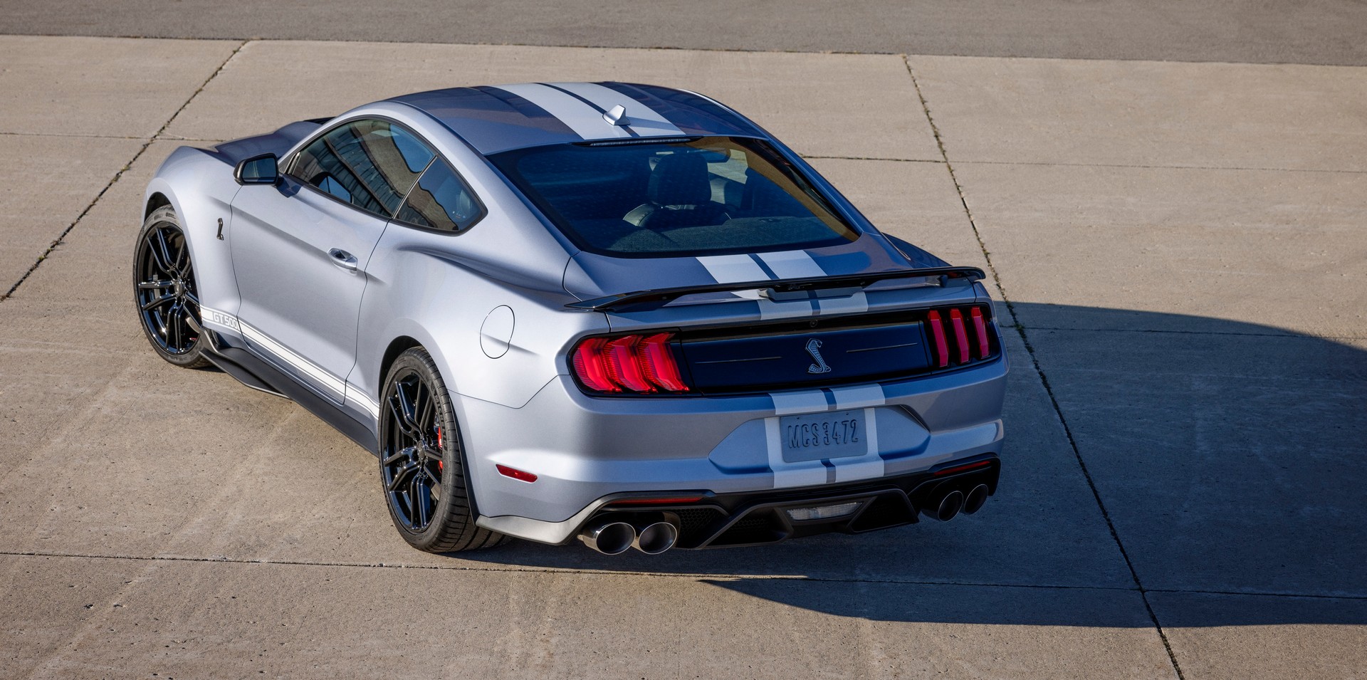 Ford Unveils 2022 Mustang Shelby GT500 Heritage Edition