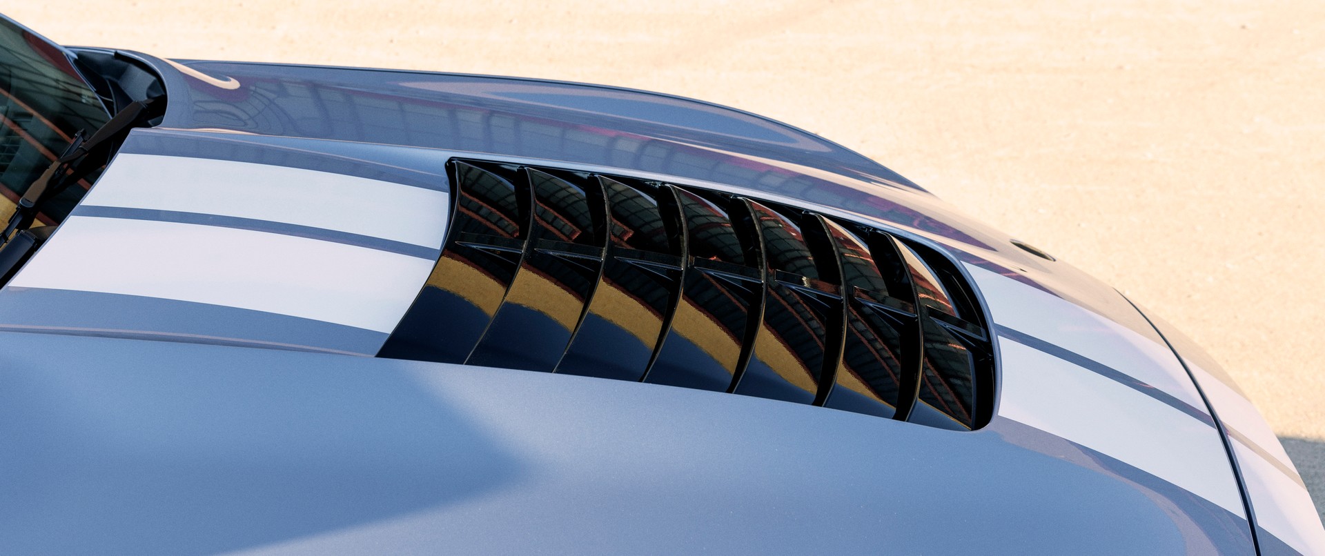 Ford Unveils 2022 Mustang Shelby GT500 Heritage Edition