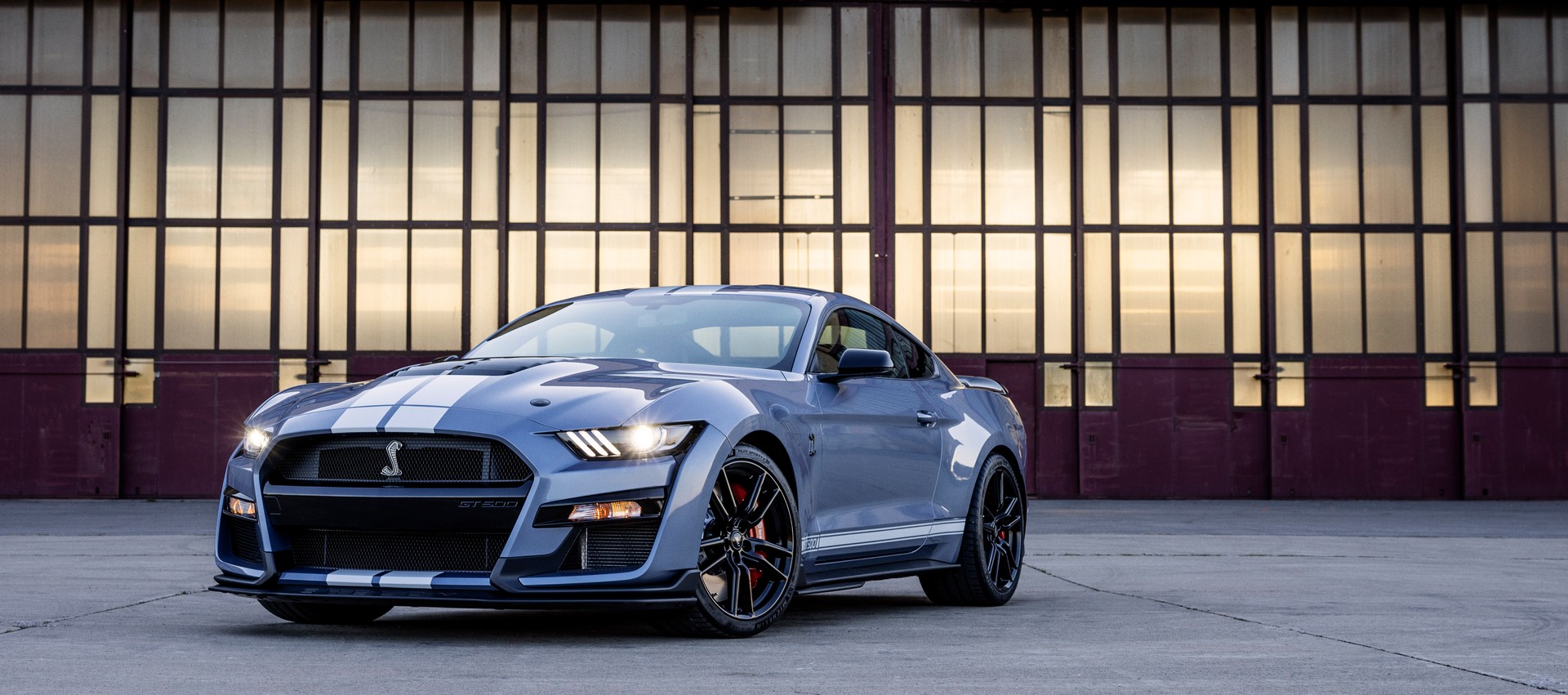 Ford Unveils 2022 Mustang Shelby GT500 Heritage Edition