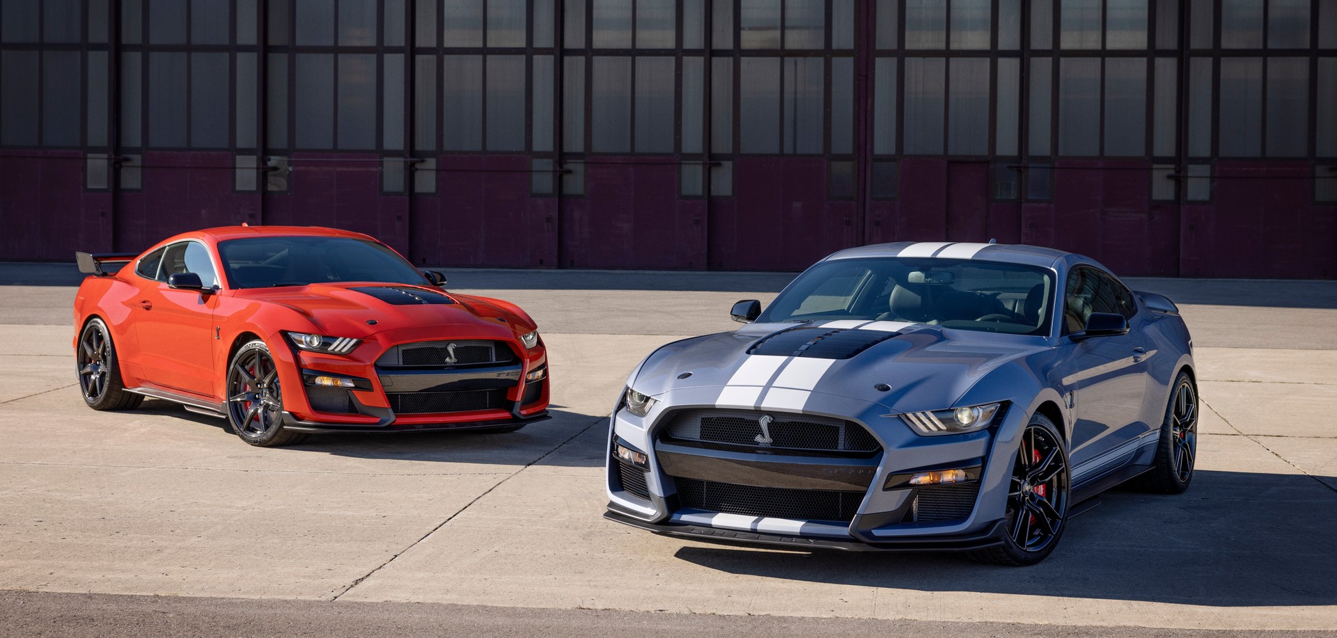 Ford Unveils 2022 Mustang Shelby GT500 Heritage Edition