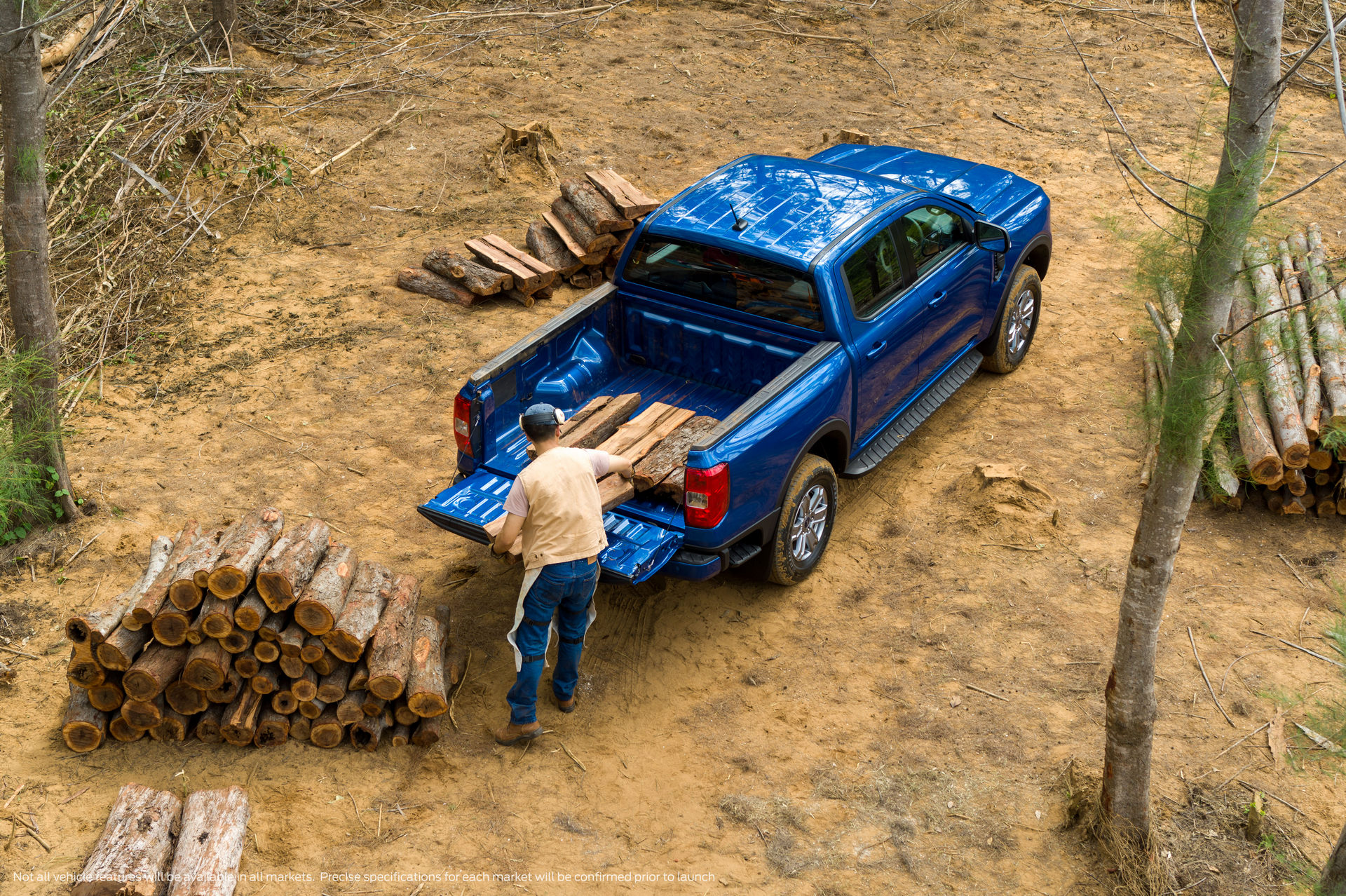 2022 Ford Ranger Steps Onto Global Stage, Previews America’s Next Mid-Size Pickup