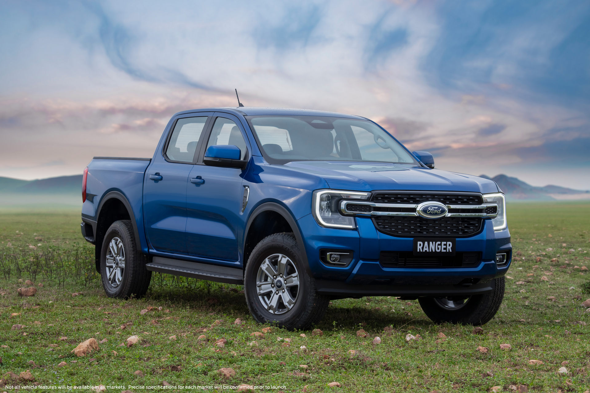 2022 Ford Ranger Steps Onto Global Stage, Previews America’s Next Mid-Size Pickup