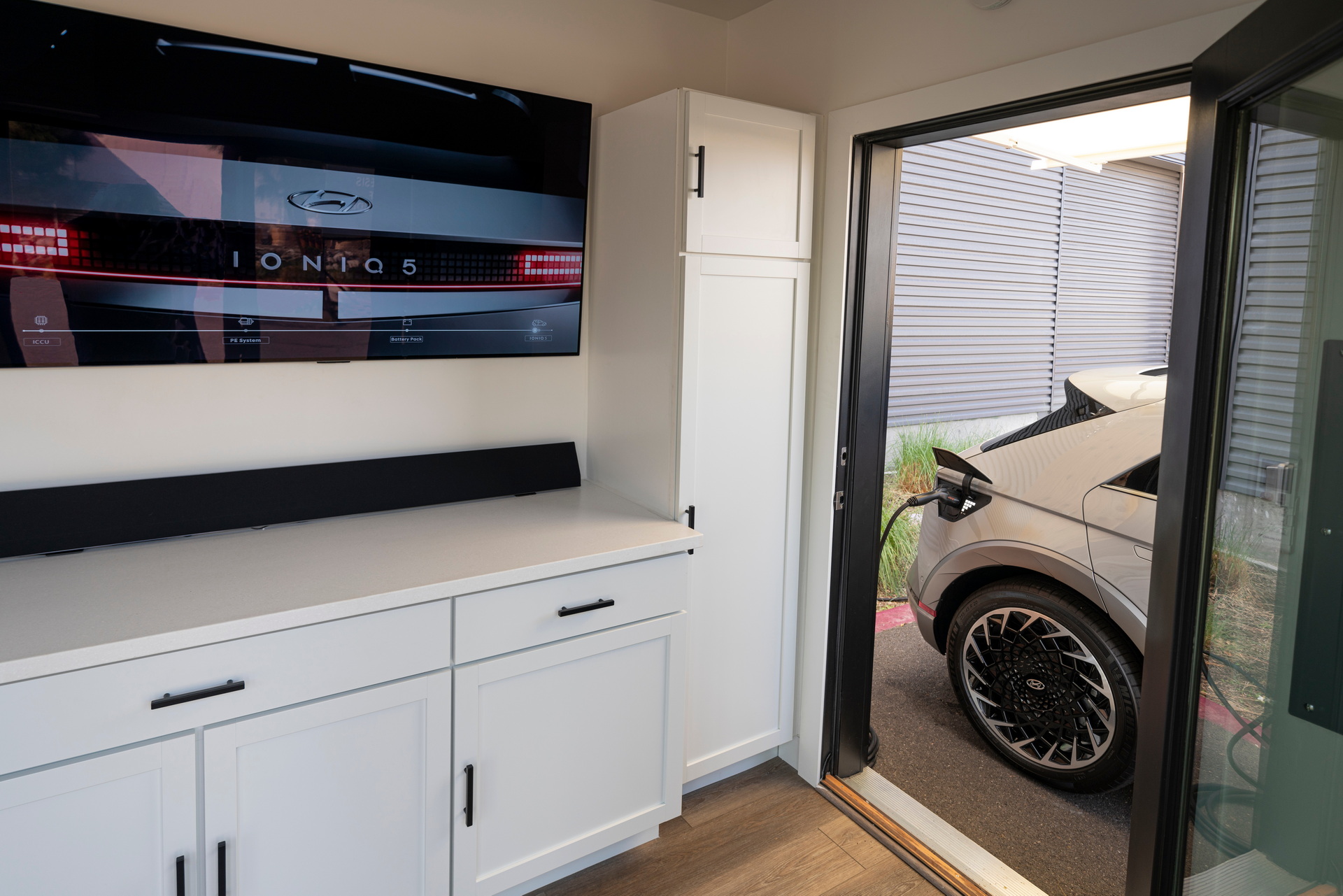 Hyundai Home Wants To Cover Your Solar Energy And Charging Needs