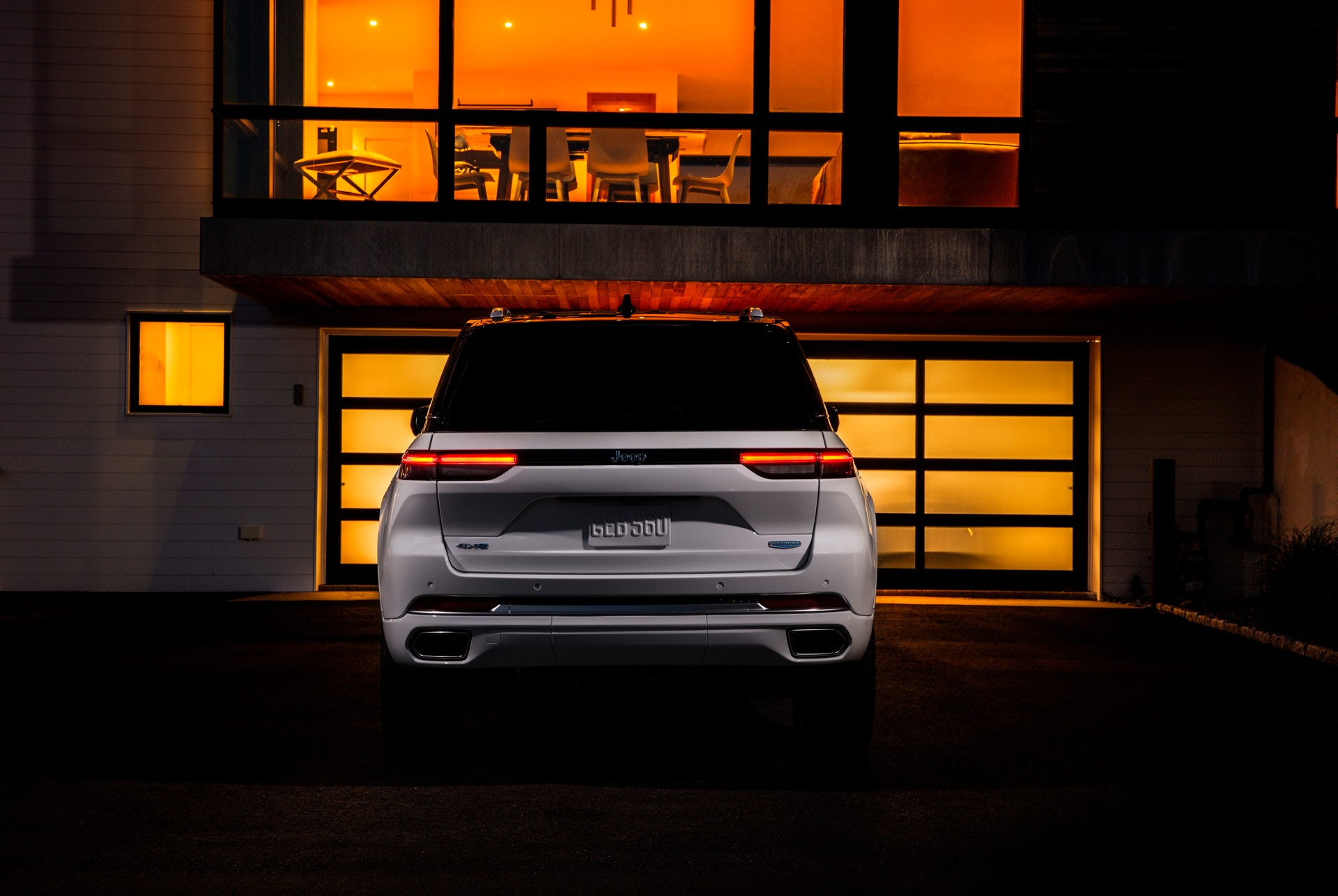 2022 Jeep Grand Cherokee Starts At $37,390 And Climbs To $66,660 For Luxurious Summit Reserve