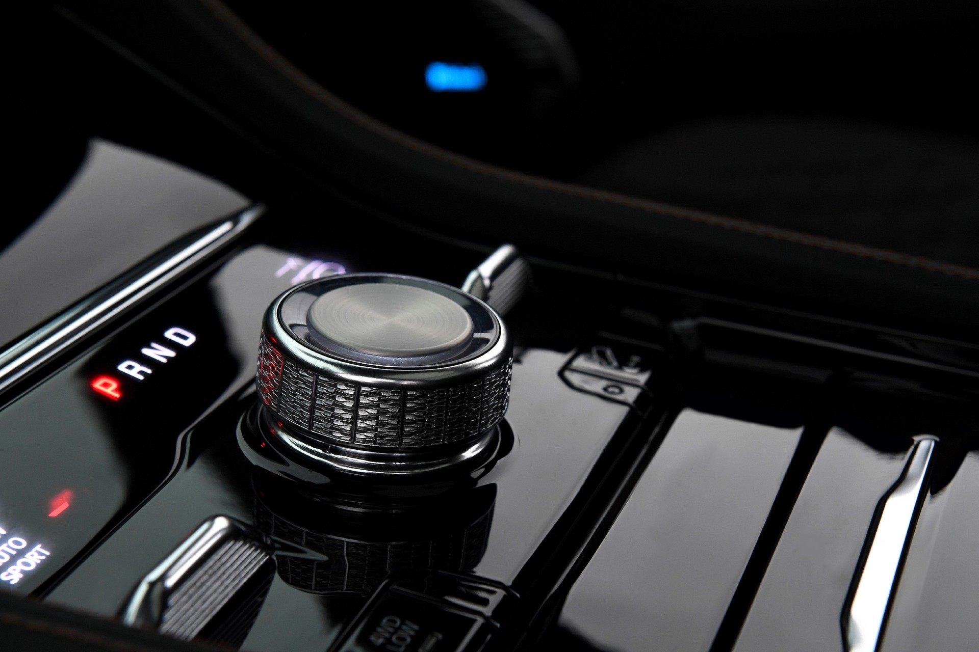 2022 Jeep Grand Cherokee Starts At $37,390 And Climbs To $66,660 For Luxurious Summit Reserve