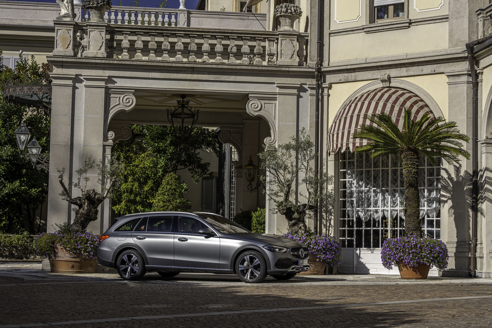 See The 2022 Mercedes-Benz C-Class All-Terrain From Every Angle And Next To The C-Class Wagon Too