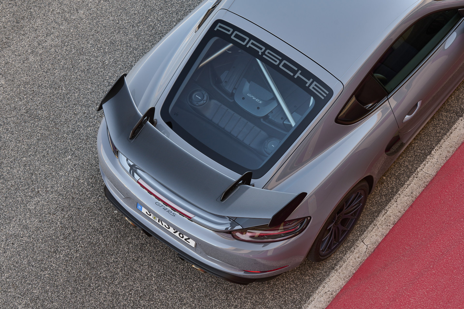 2022 Porsche 718 GT4 RS Unveiled As The Most Extreme Cayman Ever