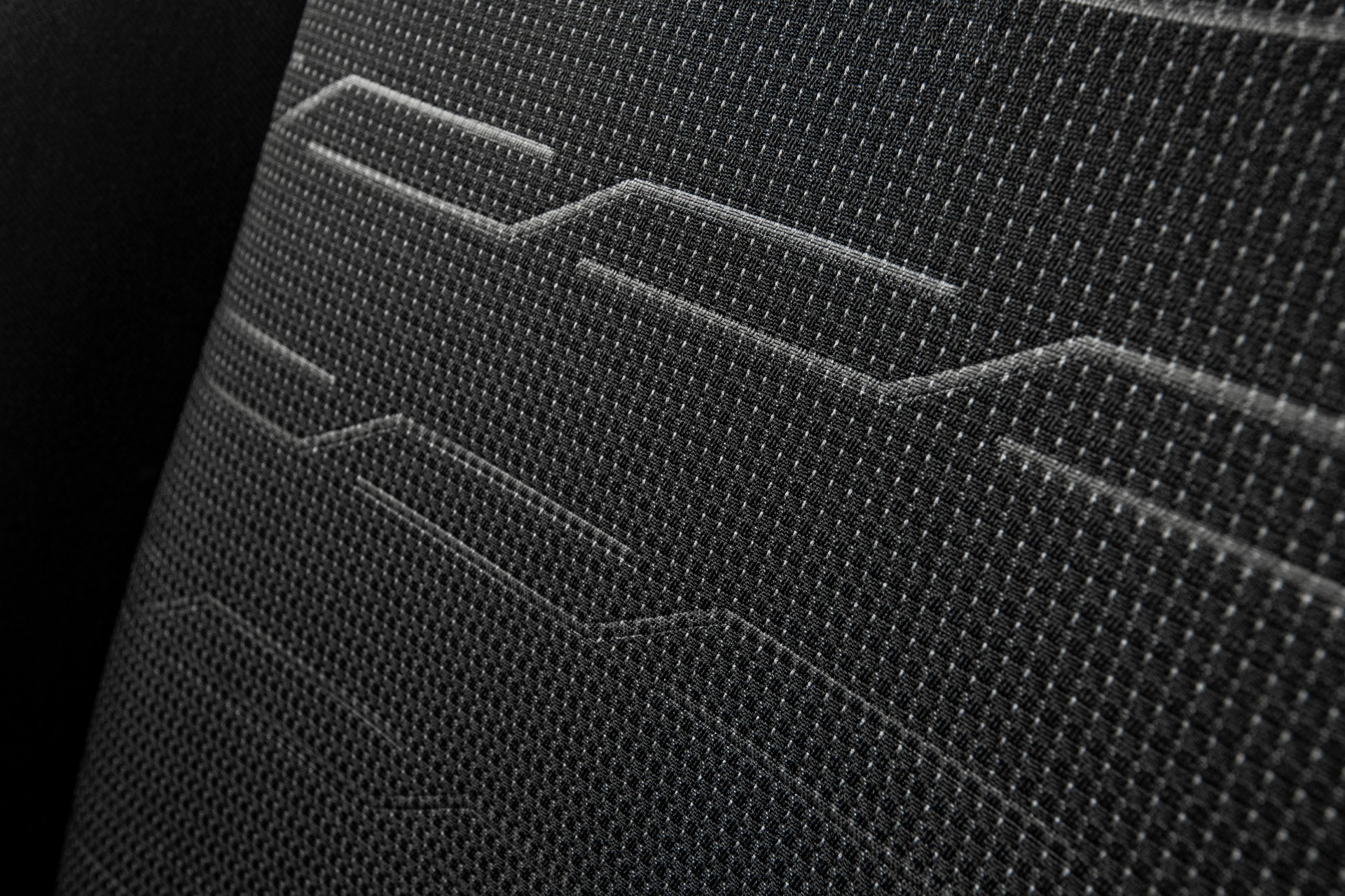 Toyota Gives 2022 RAV4 Some Minor Styling Updates And A New SE Hybrid Trim