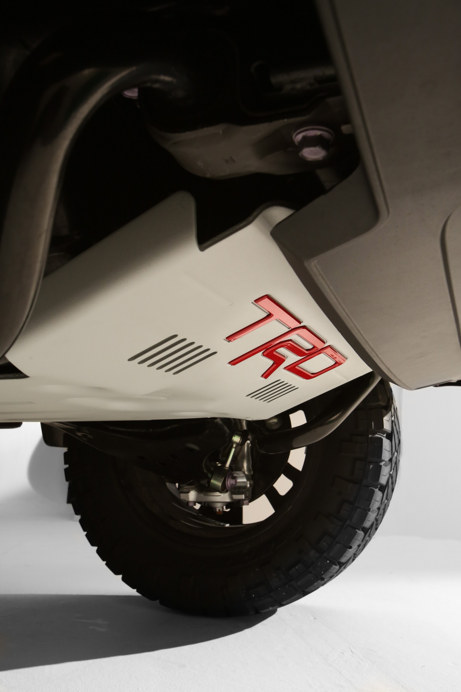 Toyota Unveils TRD Desert Chase Tundra Concept And New Accessories