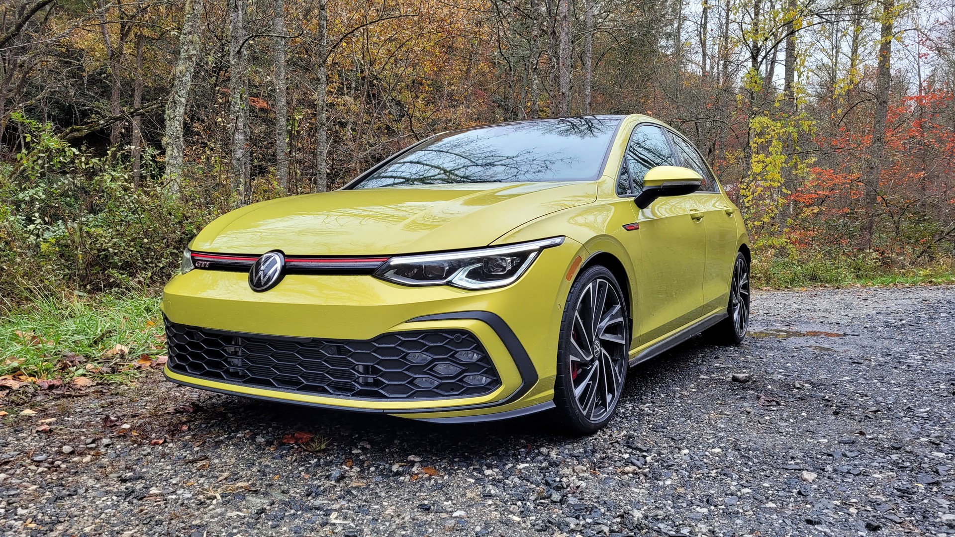 Driven: The 2022 Golf GTI And Golf R Are Hot Hatch Dynamos | Carscoops