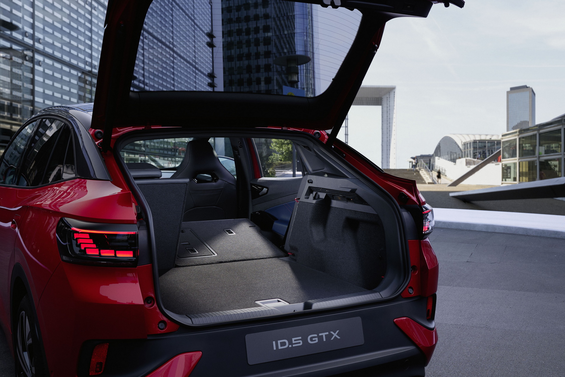 2022 VW ID.5 Is A Coupe-ified Electric SUV With A Sporty GTX Variant That Won’t Be Coming To U.S.