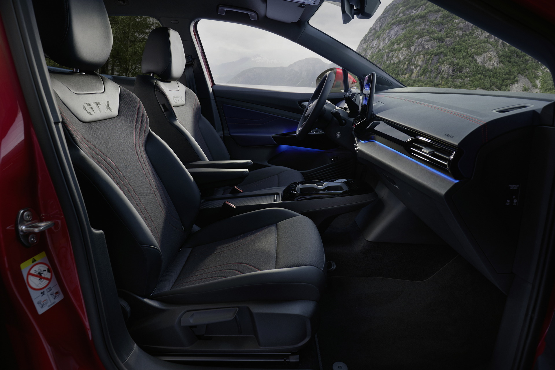 2022 VW ID.5 Is A Coupe-ified Electric SUV With A Sporty GTX Variant That Won’t Be Coming To U.S.