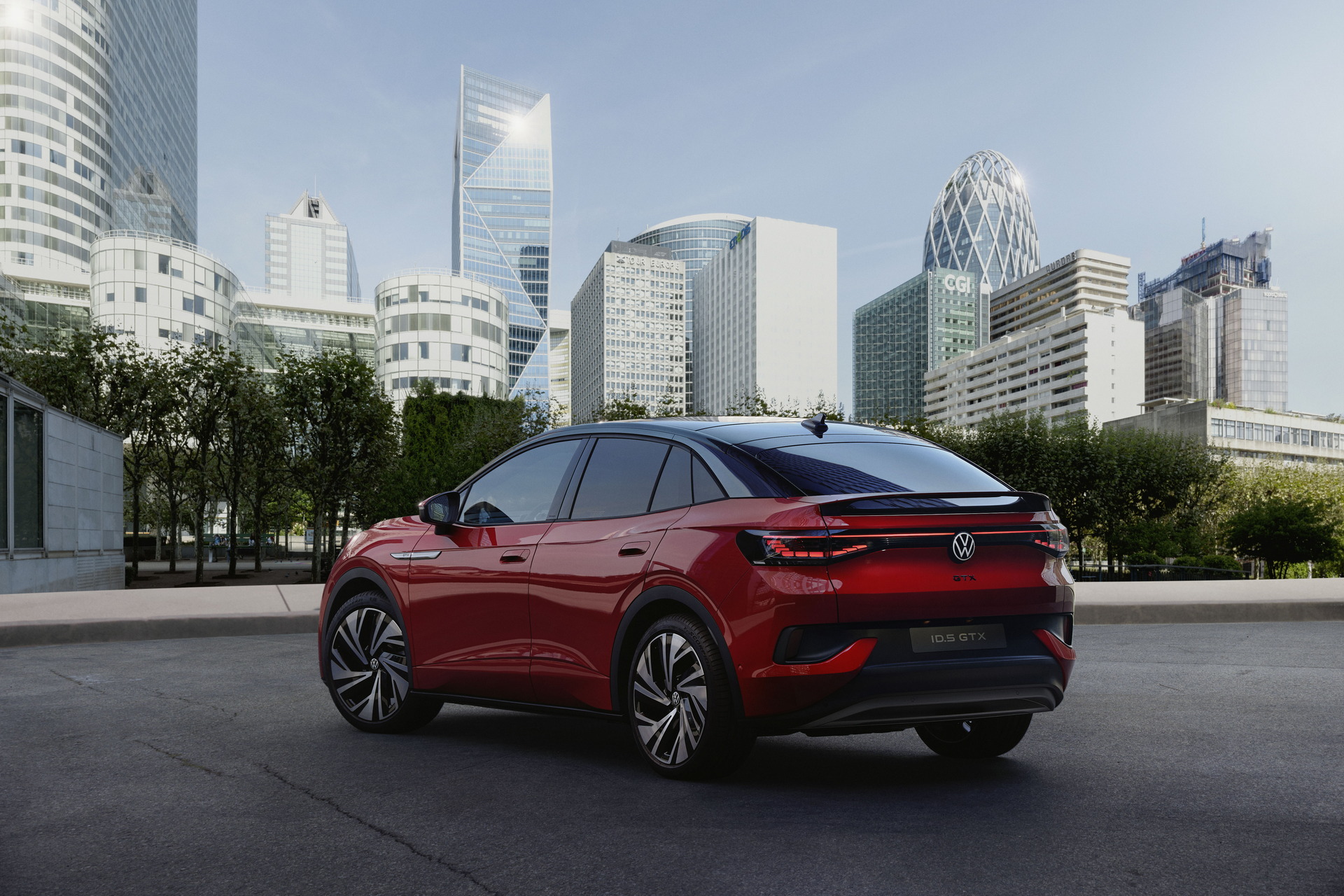 2022 VW ID.5 Is A Coupe-ified Electric SUV With A Sporty GTX Variant That Won’t Be Coming To U.S.