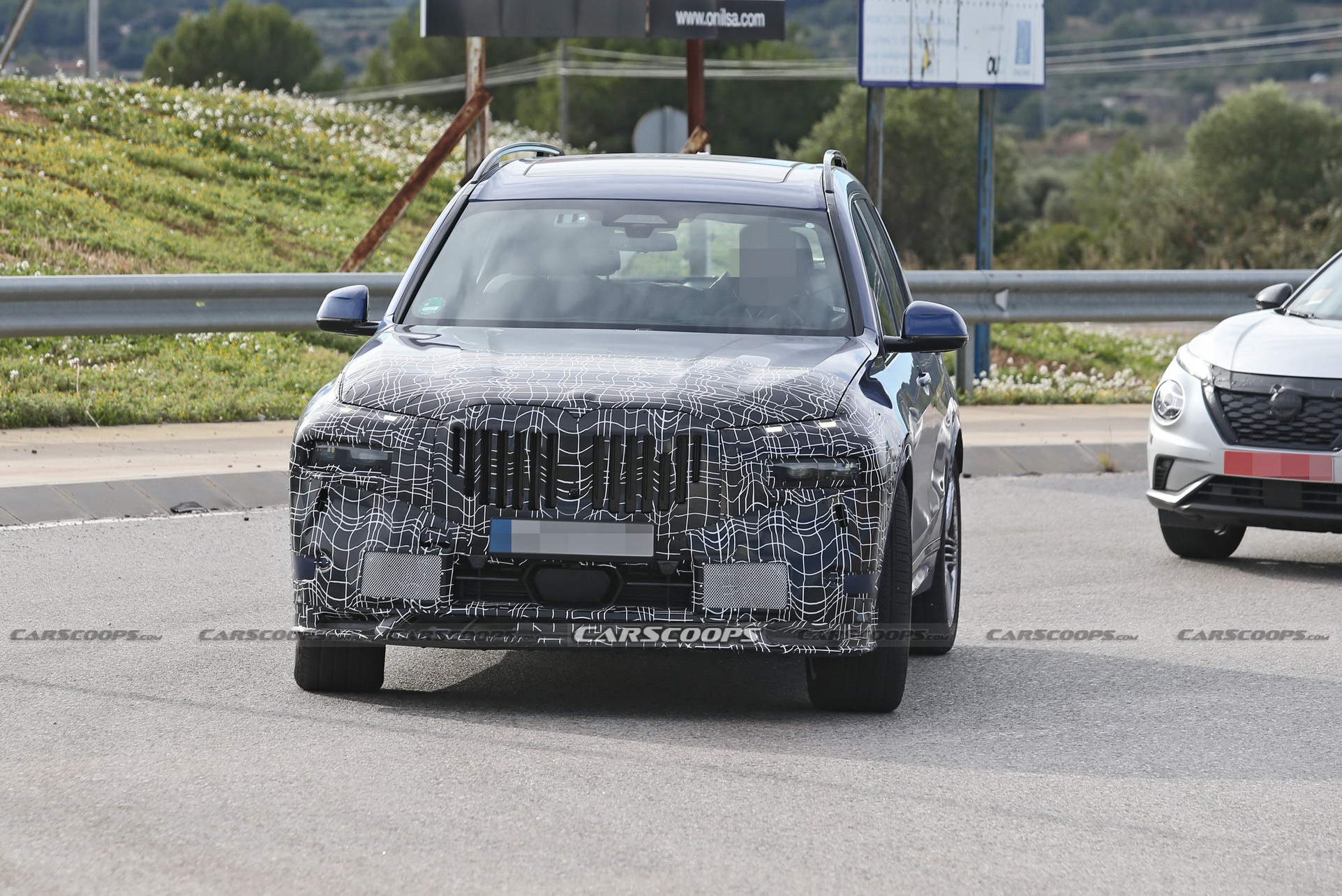 Are You Ready For The 2023 BMW X7 And Alpina XB7’s Divisive Face Lifts?
