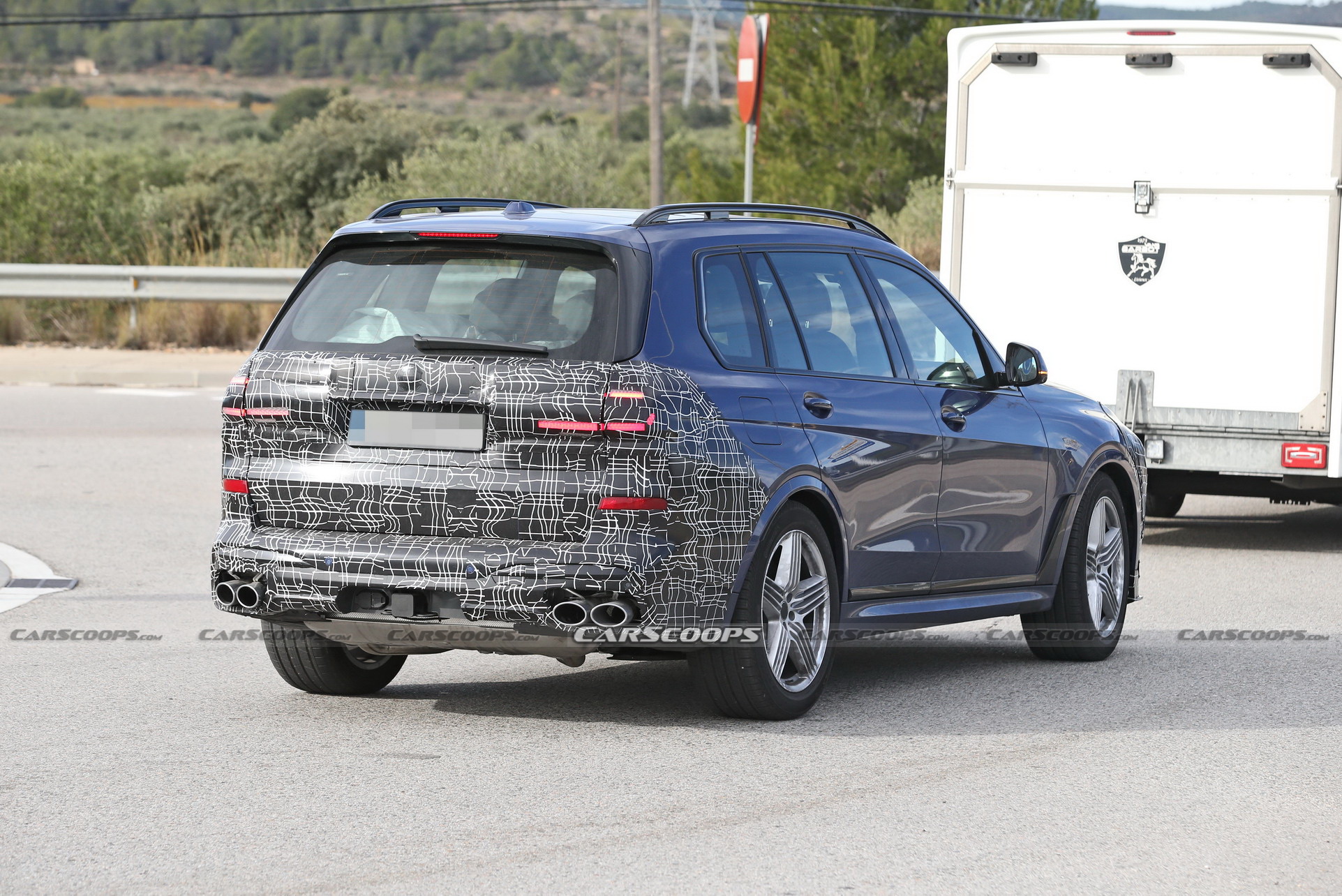 Are You Ready For The 2023 BMW X7 And Alpina XB7’s Divisive Face Lifts?