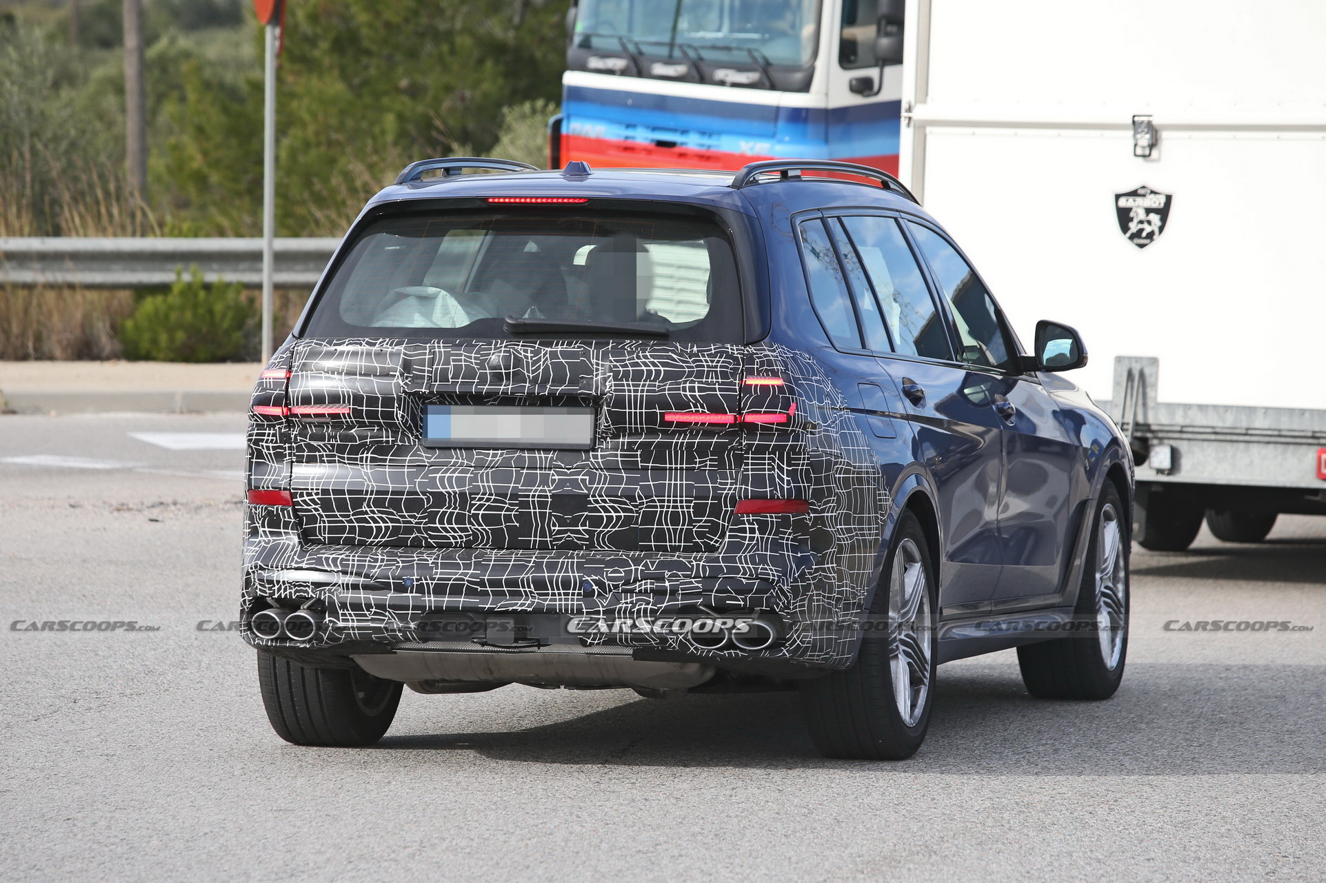 Are You Ready For The 2023 BMW X7 And Alpina XB7’s Divisive Face Lifts?