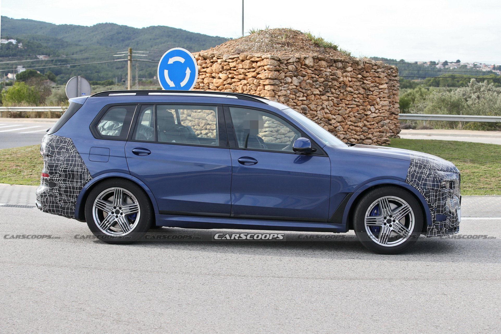 Are You Ready For The 2023 BMW X7 And Alpina XB7’s Divisive Face Lifts?