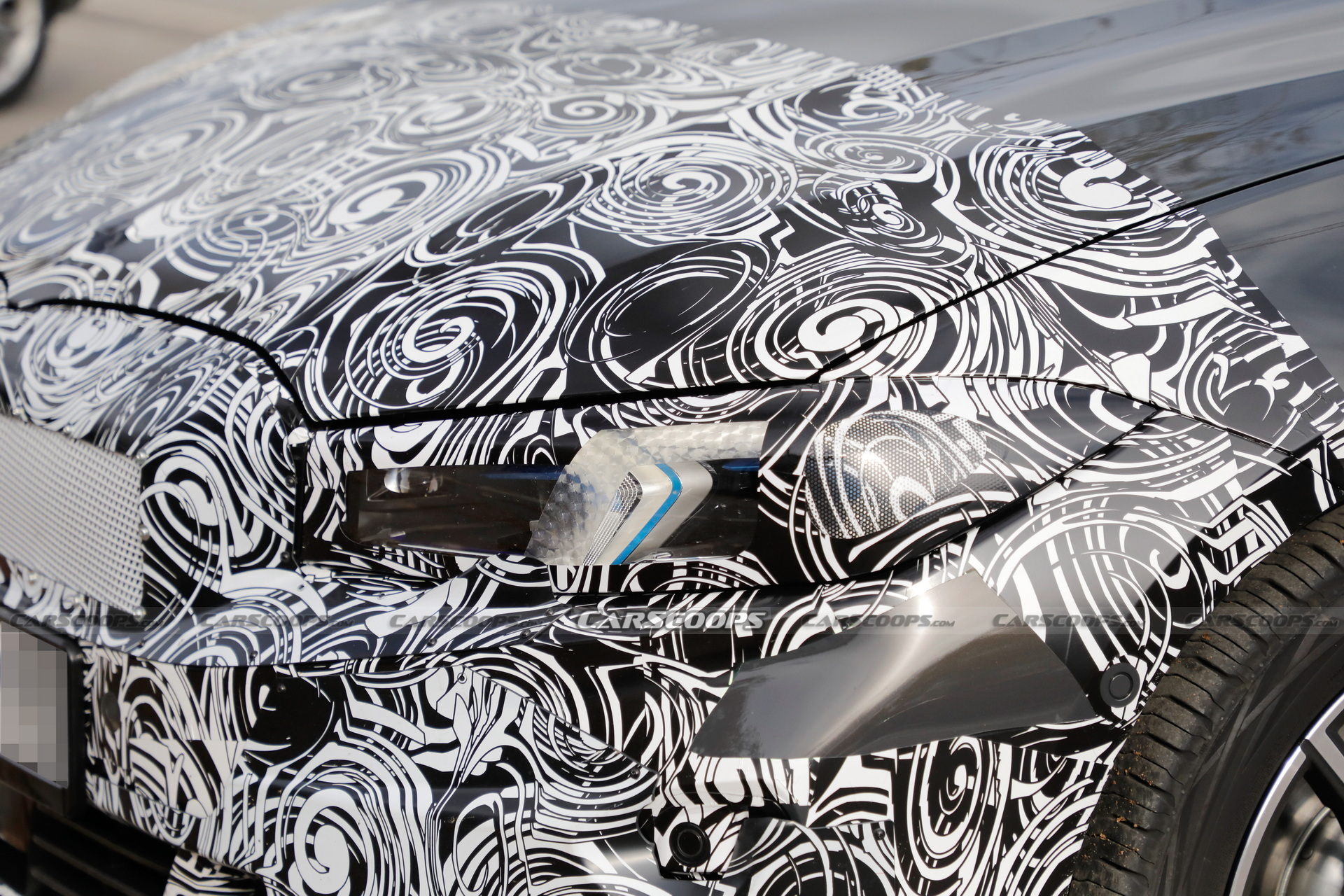 Facelifted 2023 BMW 3-Series Touring Spied For The First Time While Suffering Technical Issues