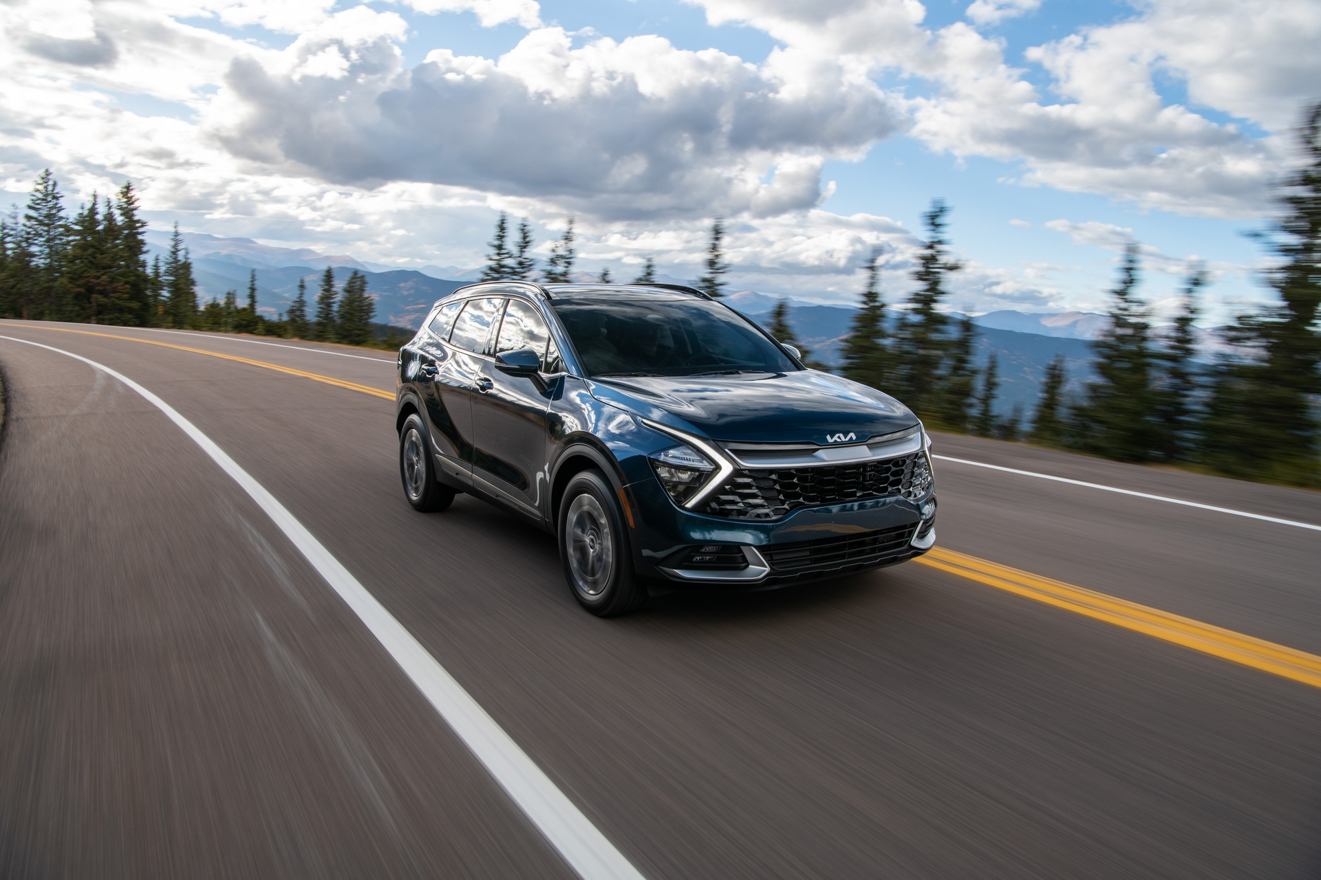 Kia’s 2023 Sportage Hybrid Makes 226 HP, Targets 39 MPG