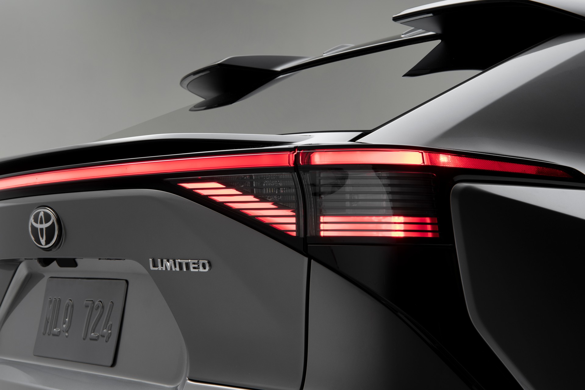 First Look: 2023 Toyota bZ4X Electric Crossover Debuts In U.S., Offers Up To 250 Mile Range