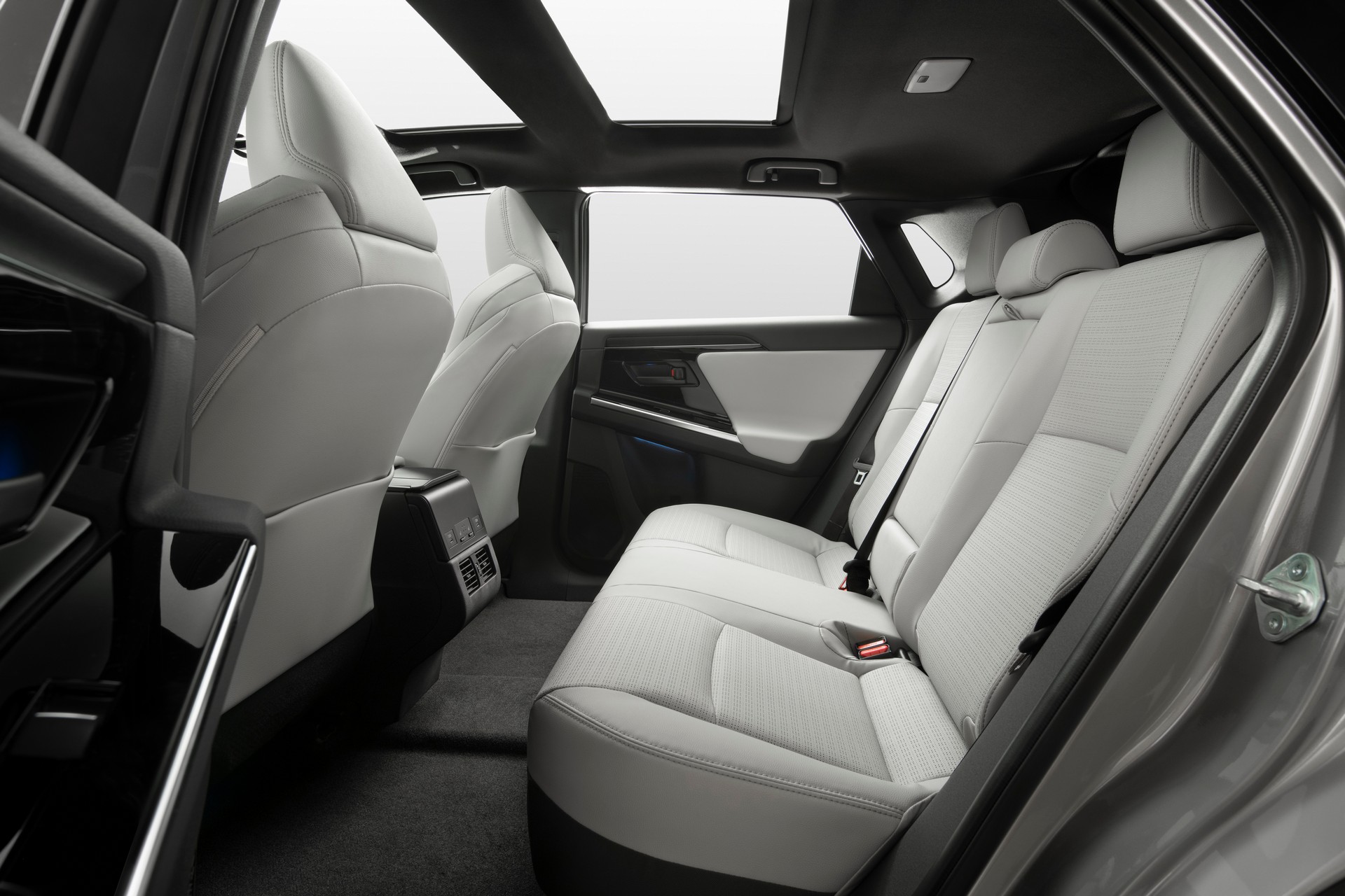 First Look: 2023 Toyota bZ4X Electric Crossover Debuts In U.S., Offers Up To 250 Mile Range