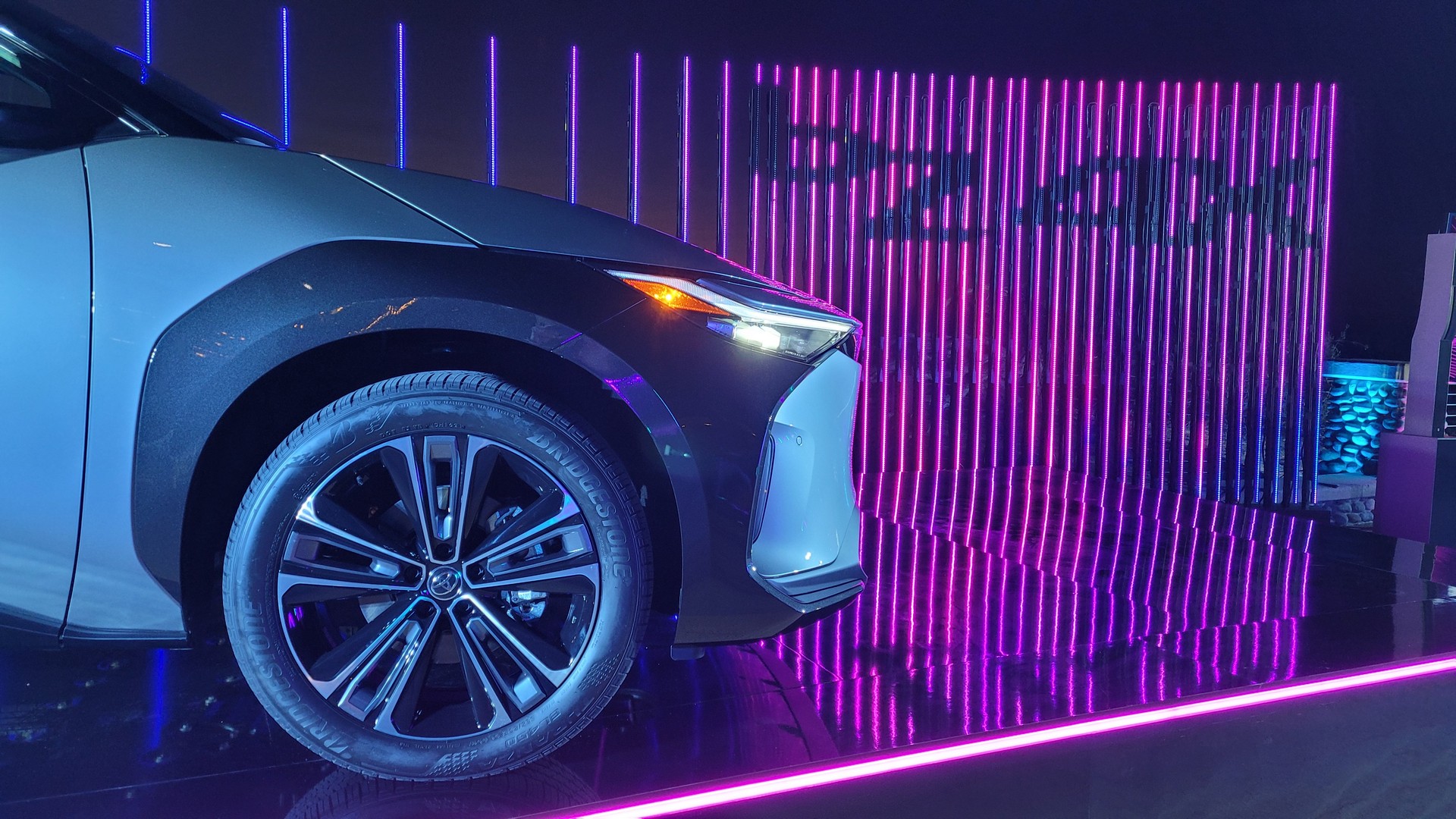 First Look: 2023 Toyota bZ4X Electric Crossover Debuts In U.S., Offers Up To 250 Mile Range