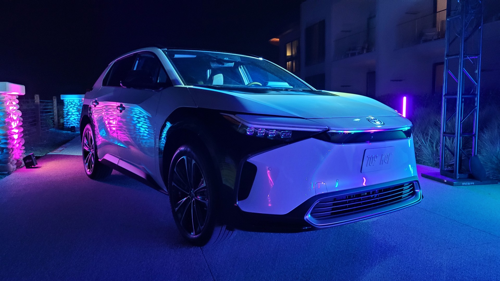 First Look: 2023 Toyota bZ4X Electric Crossover Debuts In U.S., Offers Up To 250 Mile Range