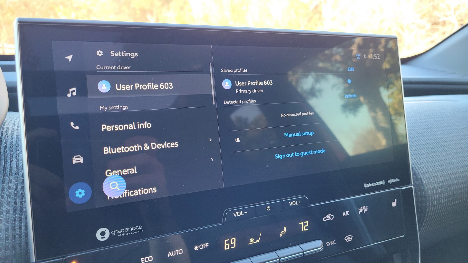 First Look: 2023 Toyota bZ4X Electric Crossover Debuts In U.S., Offers Up To 250 Mile Range
