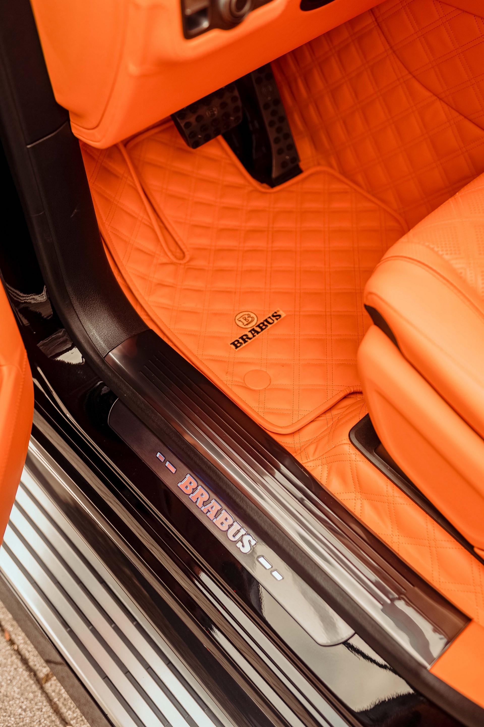 Brabus Gives The Mercedes-Maybach GLS 789 HP And An Interior Worthy Of Halloween