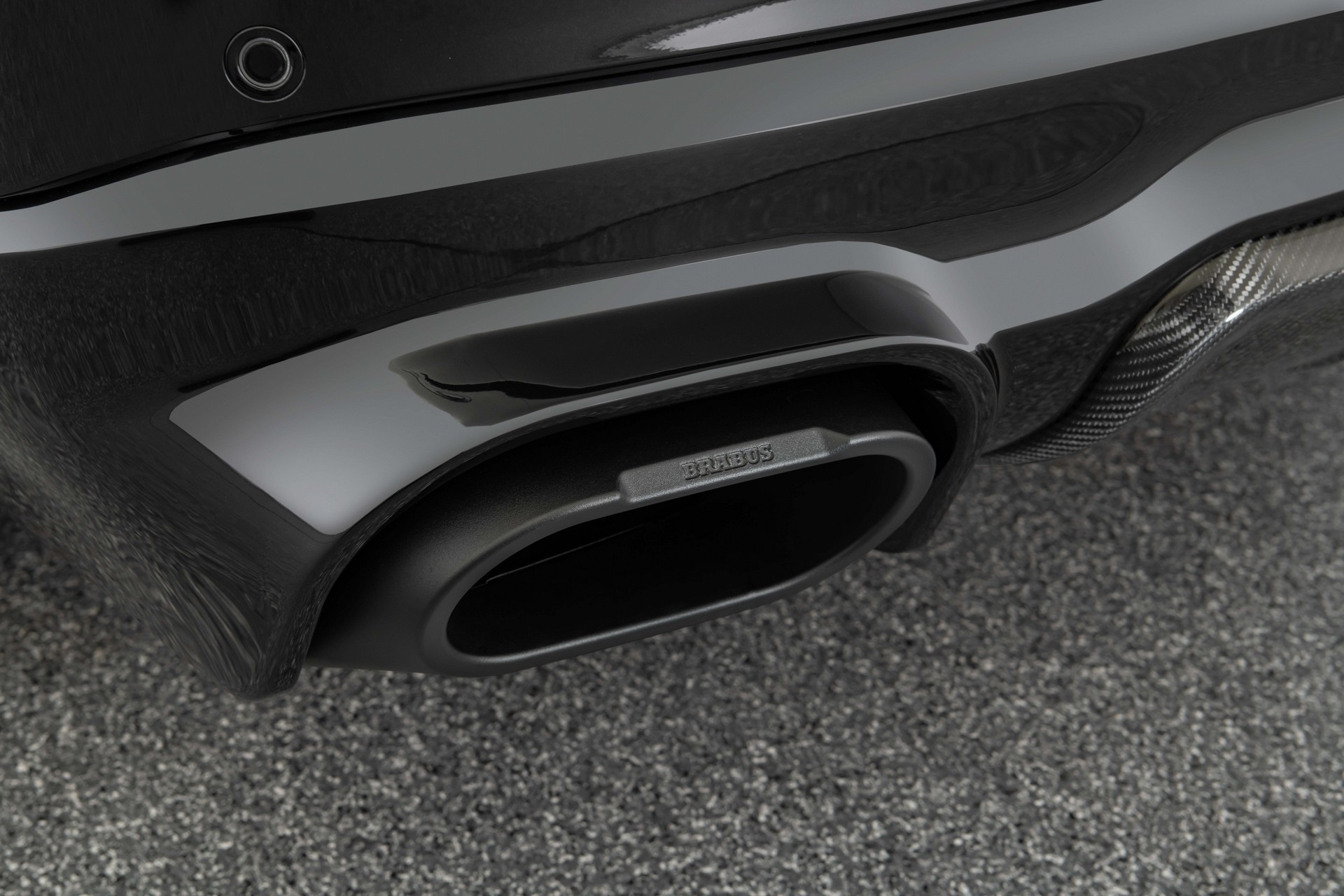 Brabus Gives The Mercedes-Maybach GLS 789 HP And An Interior Worthy Of Halloween