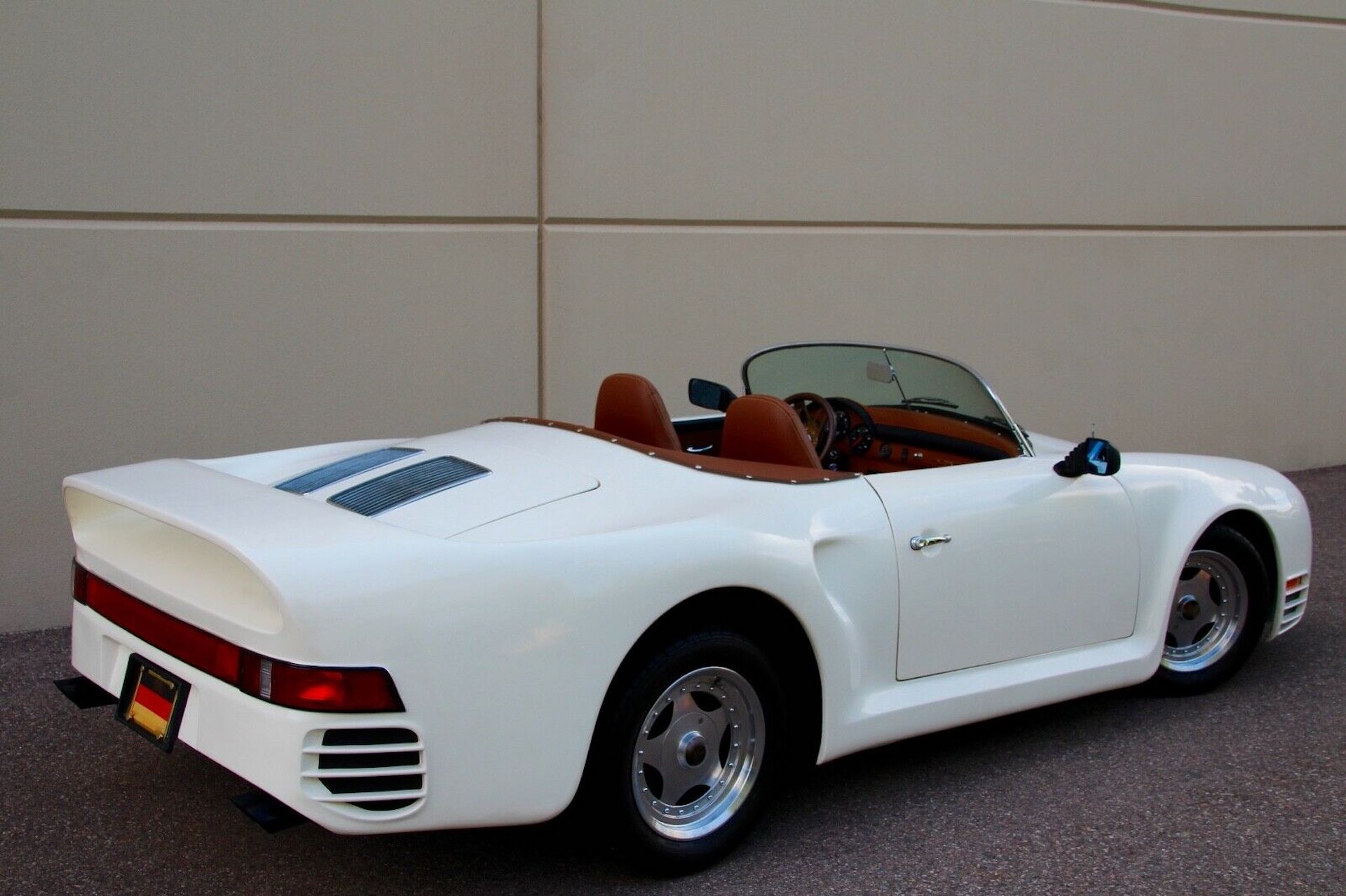 Porsche Never Built A 959 Speedster, So The Kit Car World Obliged