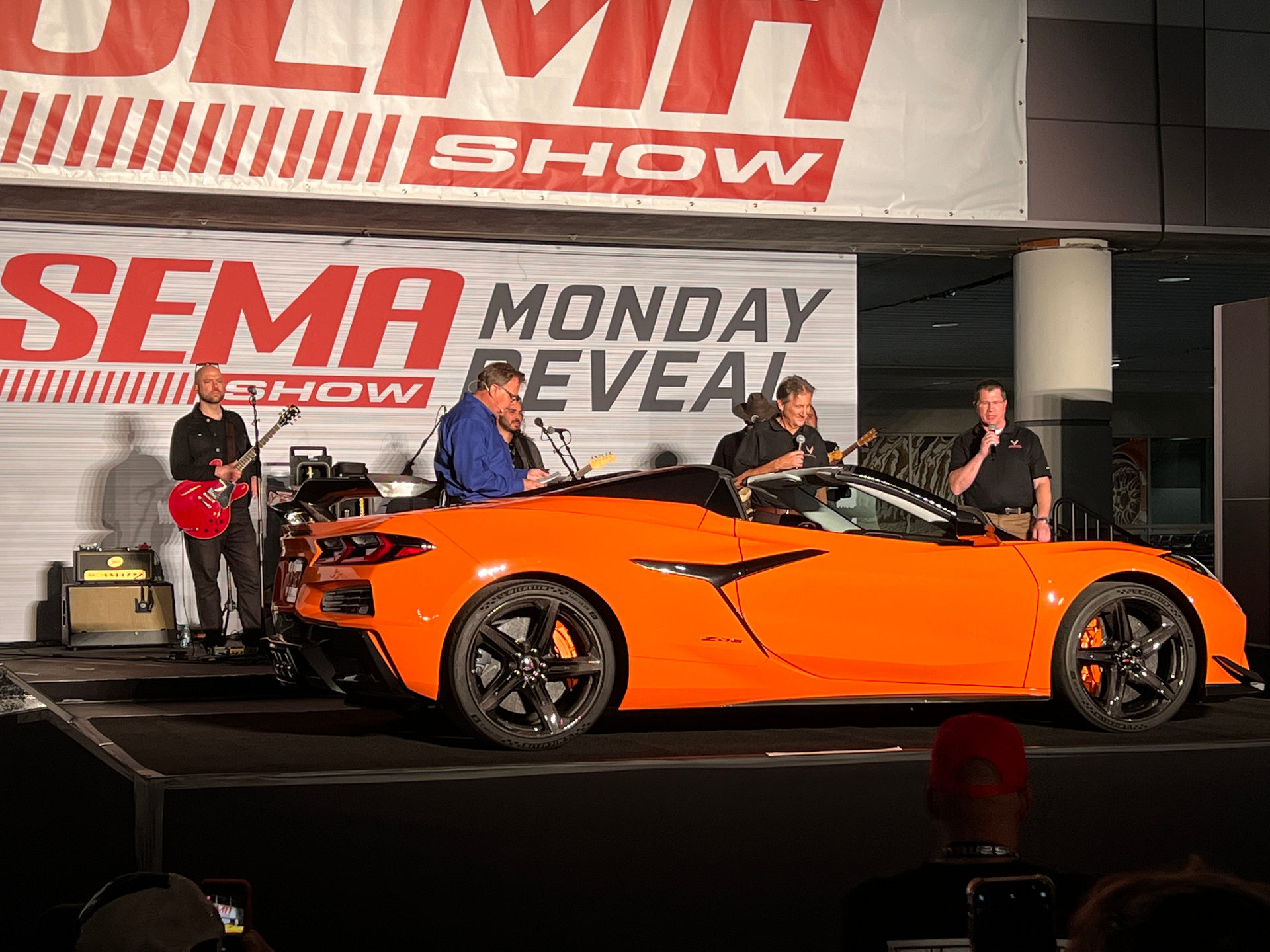 Chevrolet Debuts Corvette Z06 At SEMA Alongside The Beast And Hot Rod Magazine’s Project X