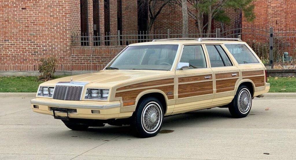  For $10,900, Will This 15k Mile 1985 Chrysler Town & Country Give You Wood?
