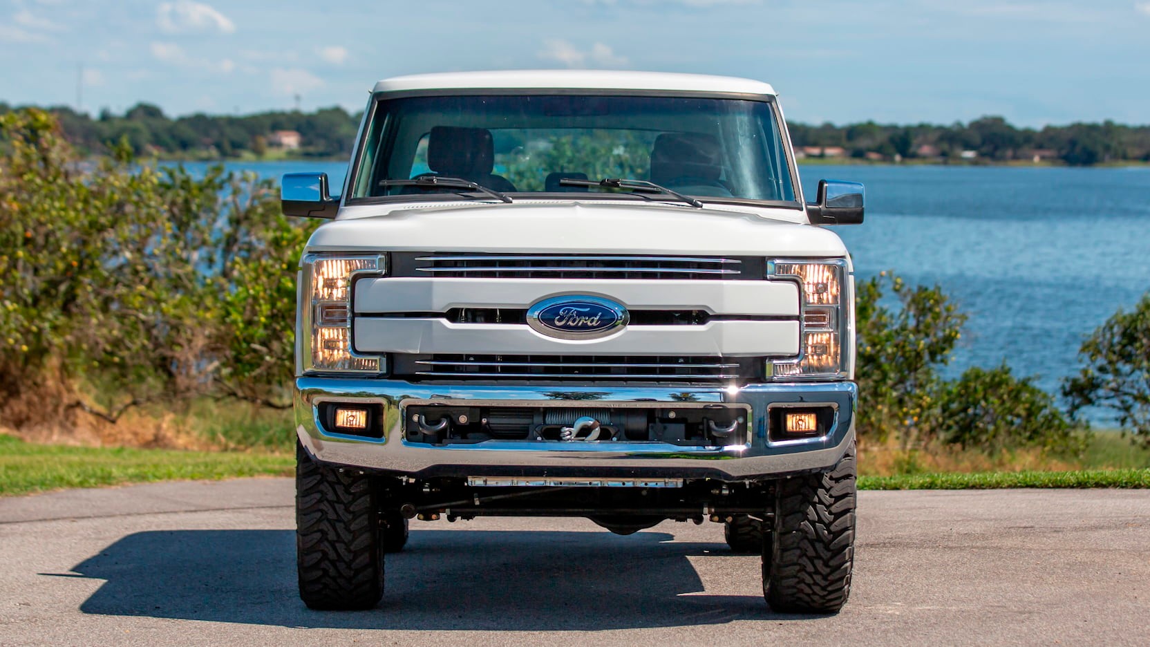 This Custom Ford Bronco Is Part Classic, Part Super Duty And All Awesome