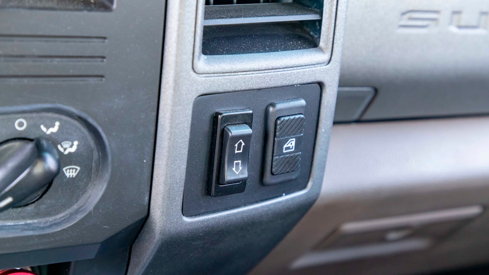 This Custom Ford Bronco Is Part Classic, Part Super Duty And All Awesome