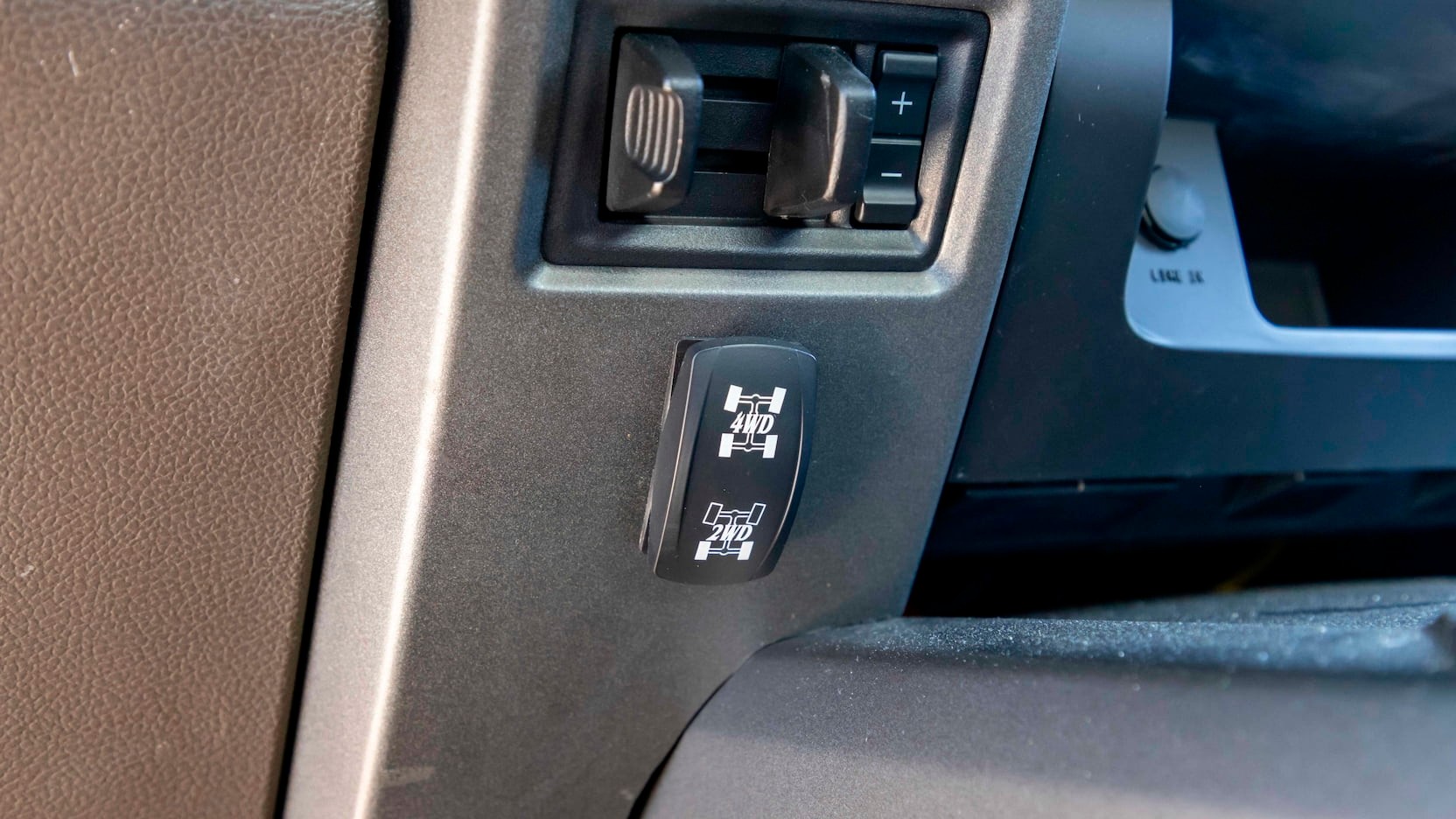 This Custom Ford Bronco Is Part Classic, Part Super Duty And All Awesome