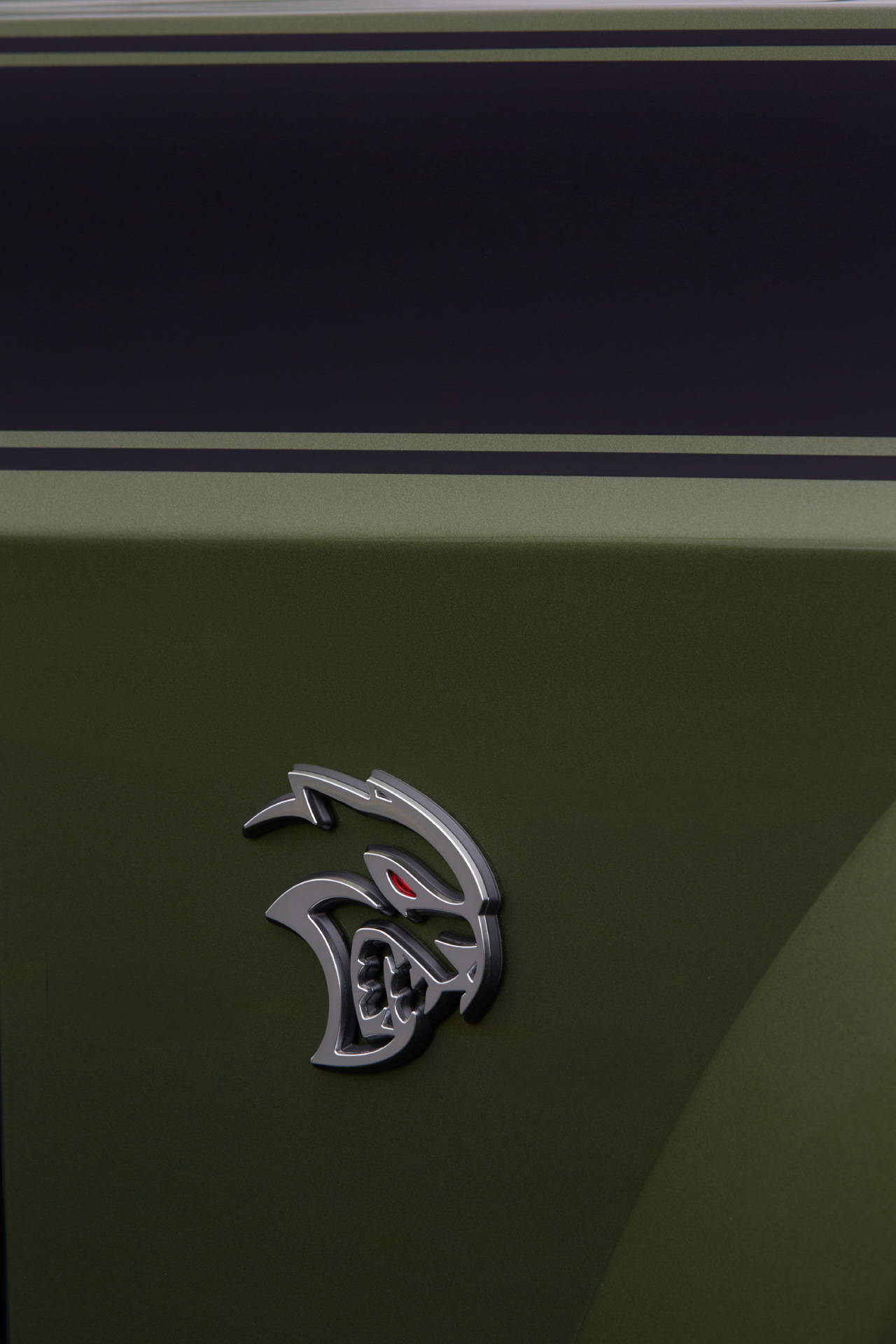 Dodge “Jailbreak” Package Springs New Color Combos, Bumps 2022 Hellcat Redeye Widebodies To 807 HP