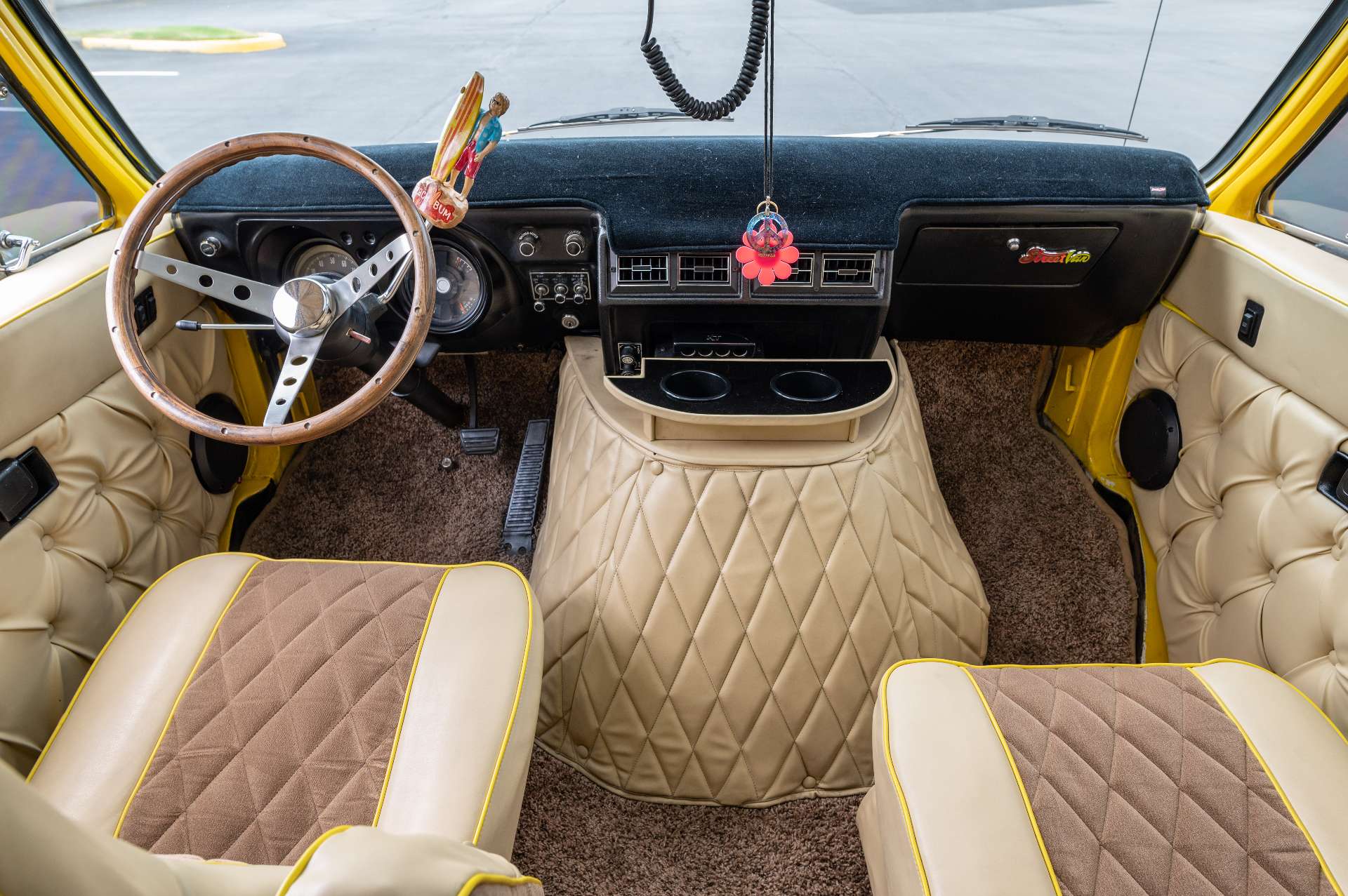 Men Of ’70s Culture, Here’s Your Chance To Own A Dodge Shag Wagon